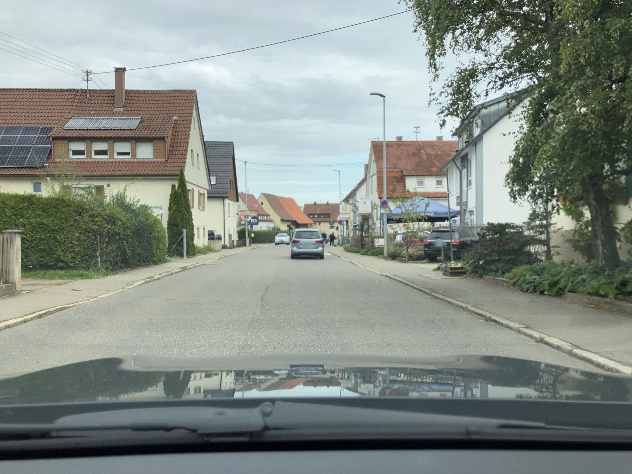Street view near Hotel SAFAK33, Leinfelden-Echterdingen — © poseidon69 (CC BY-SA · Mapillary)