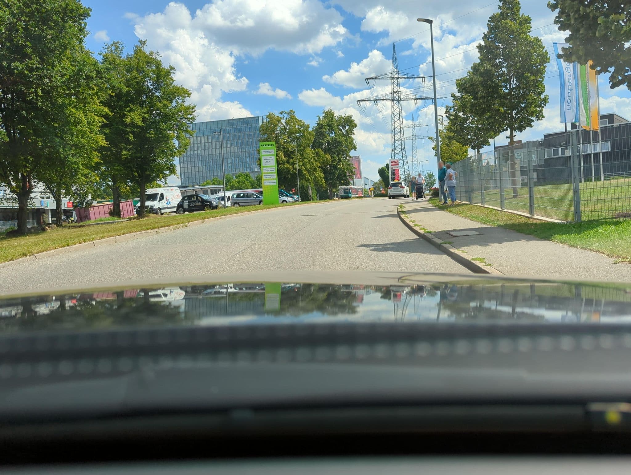 Street view near Kö5, Leinfelden-Echterdingen — © sia325 (CC BY-SA · Mapillary)