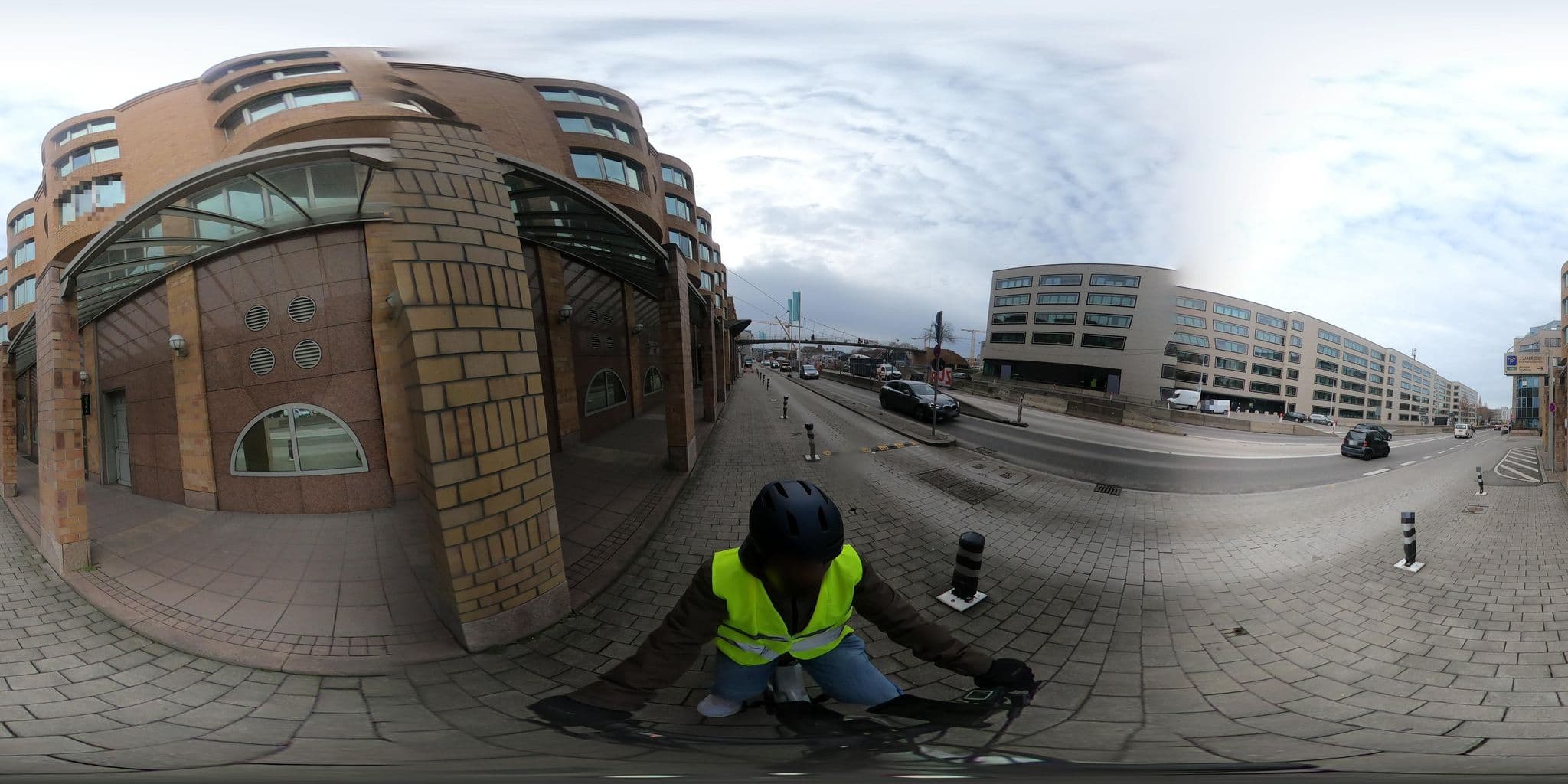 Street view near Le SPA im Le Méridien, Stuttgart — © RadNETZ (CC BY-SA · Mapillary)