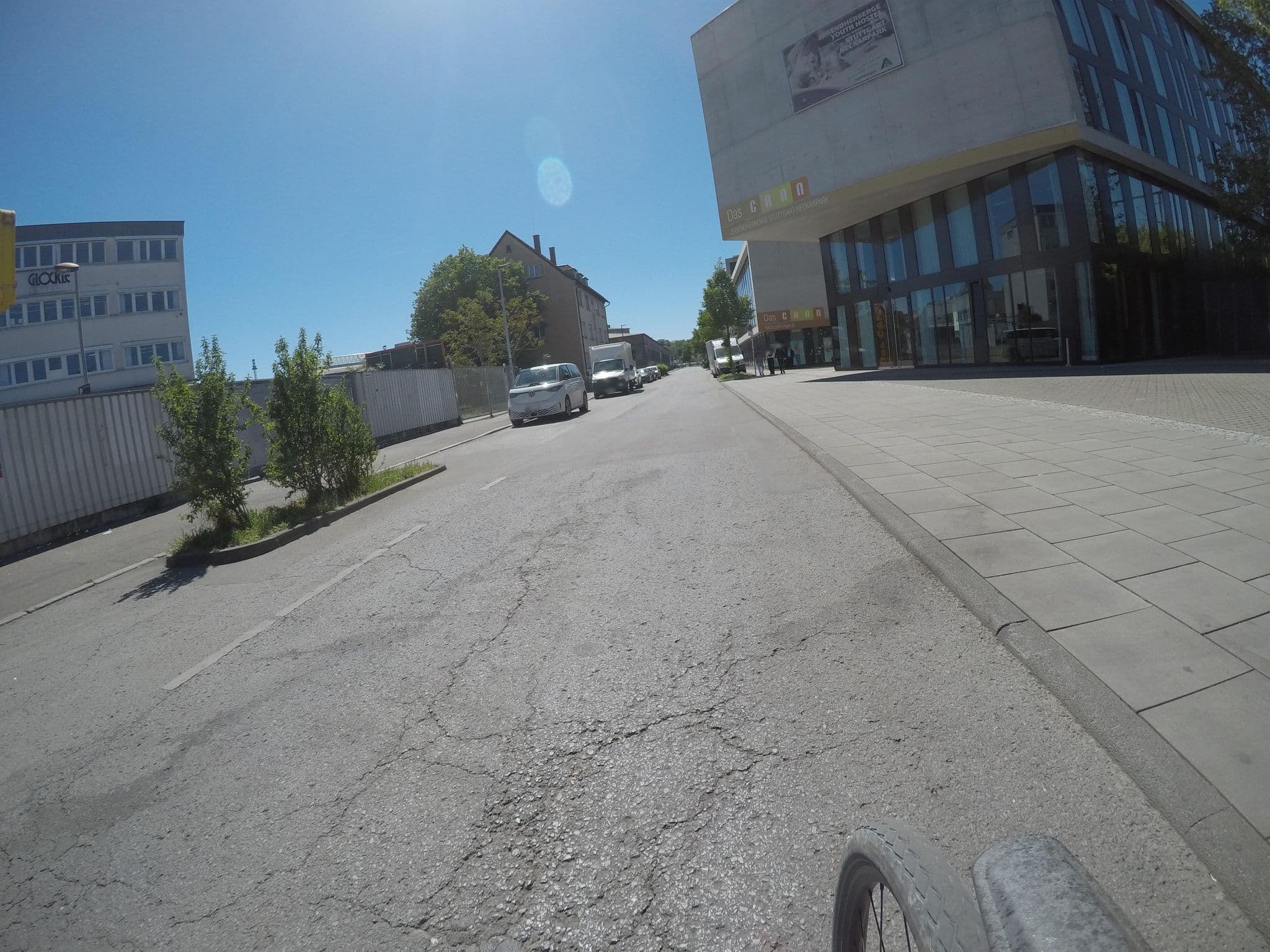 Street view near Jungendherberge Stuttgart Neckarpark, Stuttgart-Ost — © mfa (CC BY-SA · Mapillary)