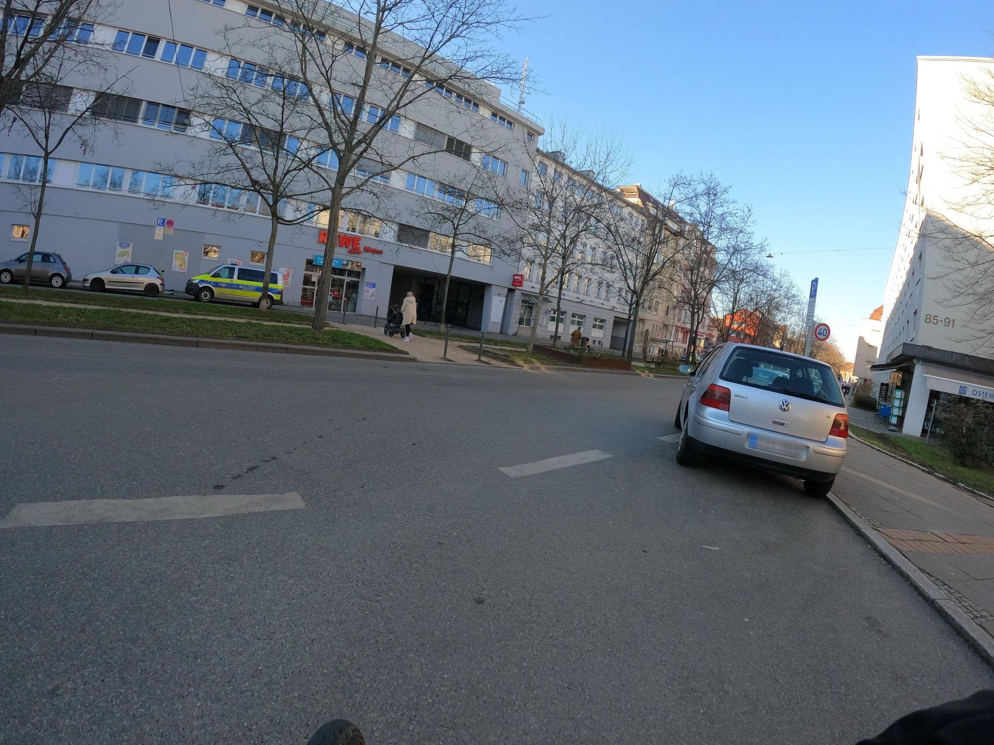Street view near Clouds N°7 Lofts, Stuttgart-Ost — © vuv (CC BY-SA · Mapillary)