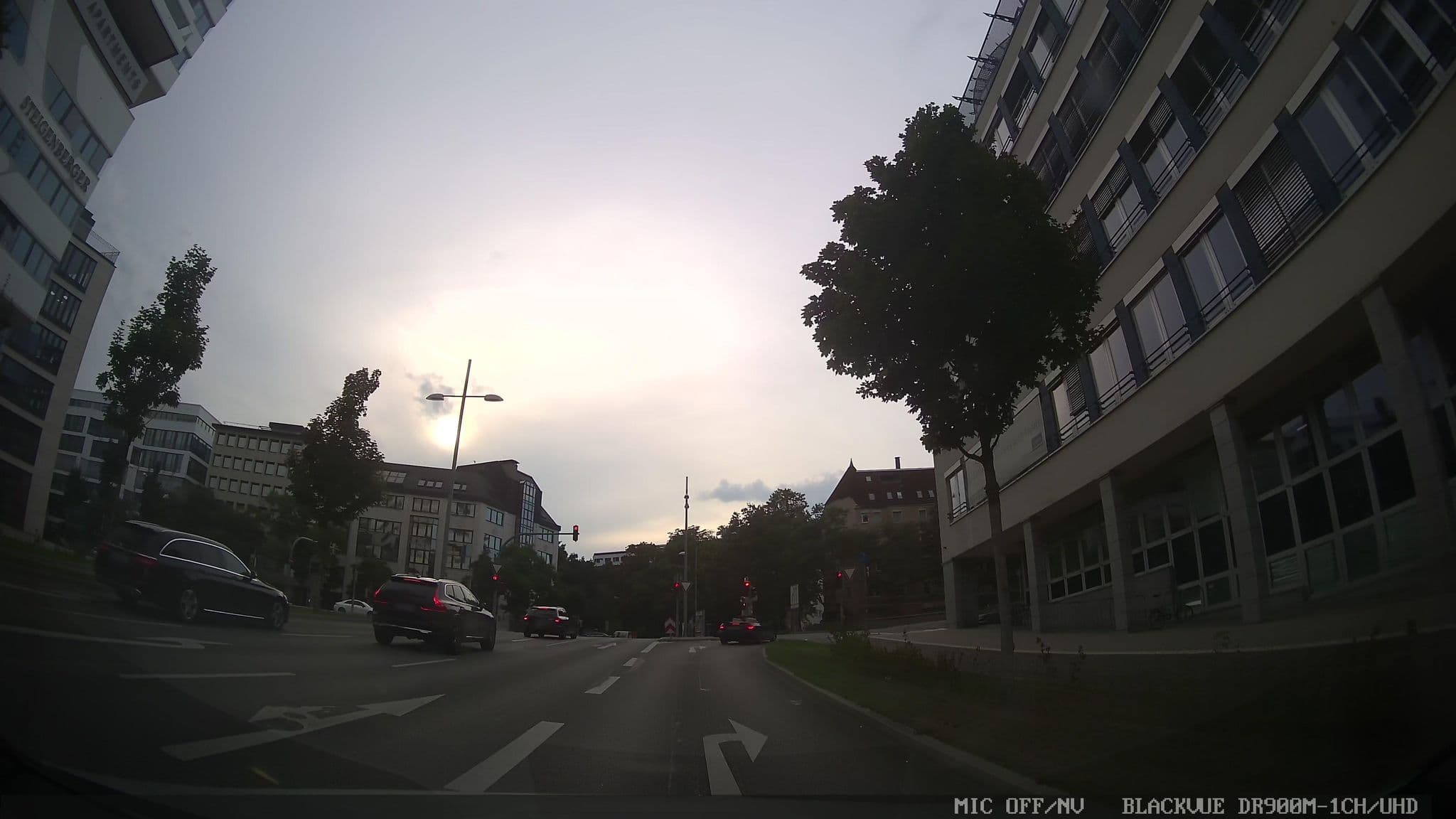Street view near Jaz Stuttgart, Stuttgart — © chuck (CC BY-SA · Mapillary)