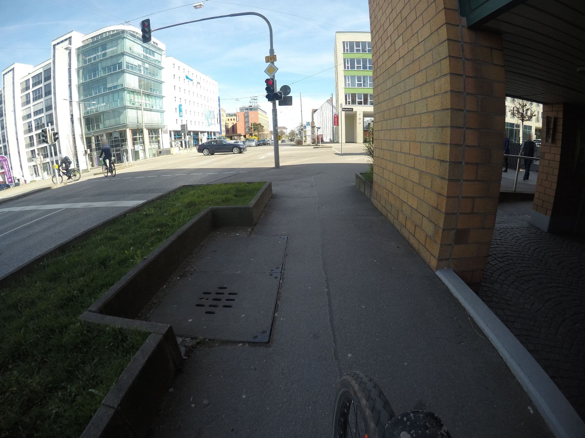 Street view near kamer 111, Stuttgart Feuerbach — © mfa (CC BY-SA · Mapillary)