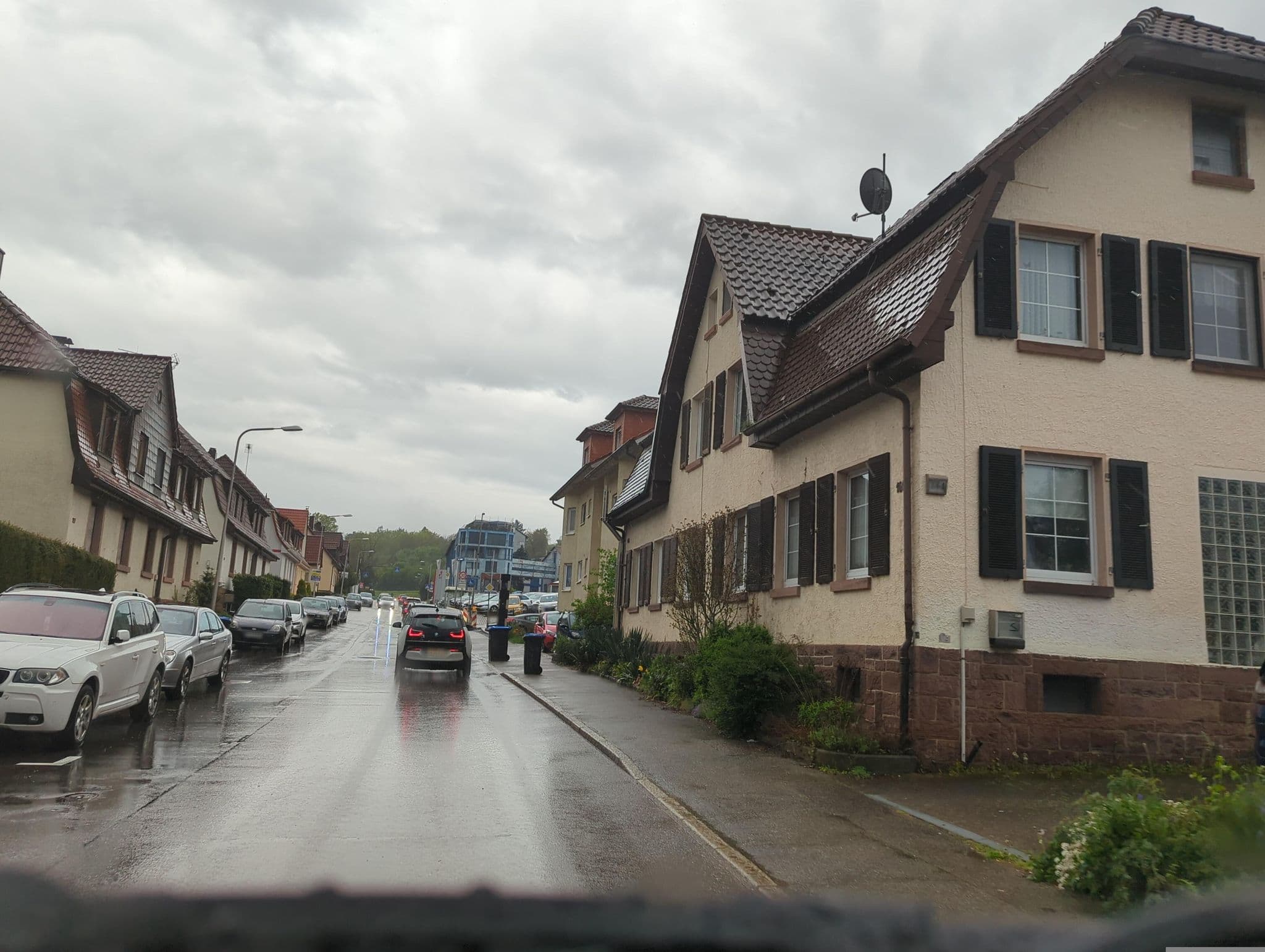 Street view near berkels kirnachthal, Niefern-Öschelbronn — © electria (CC BY-SA · Mapillary)