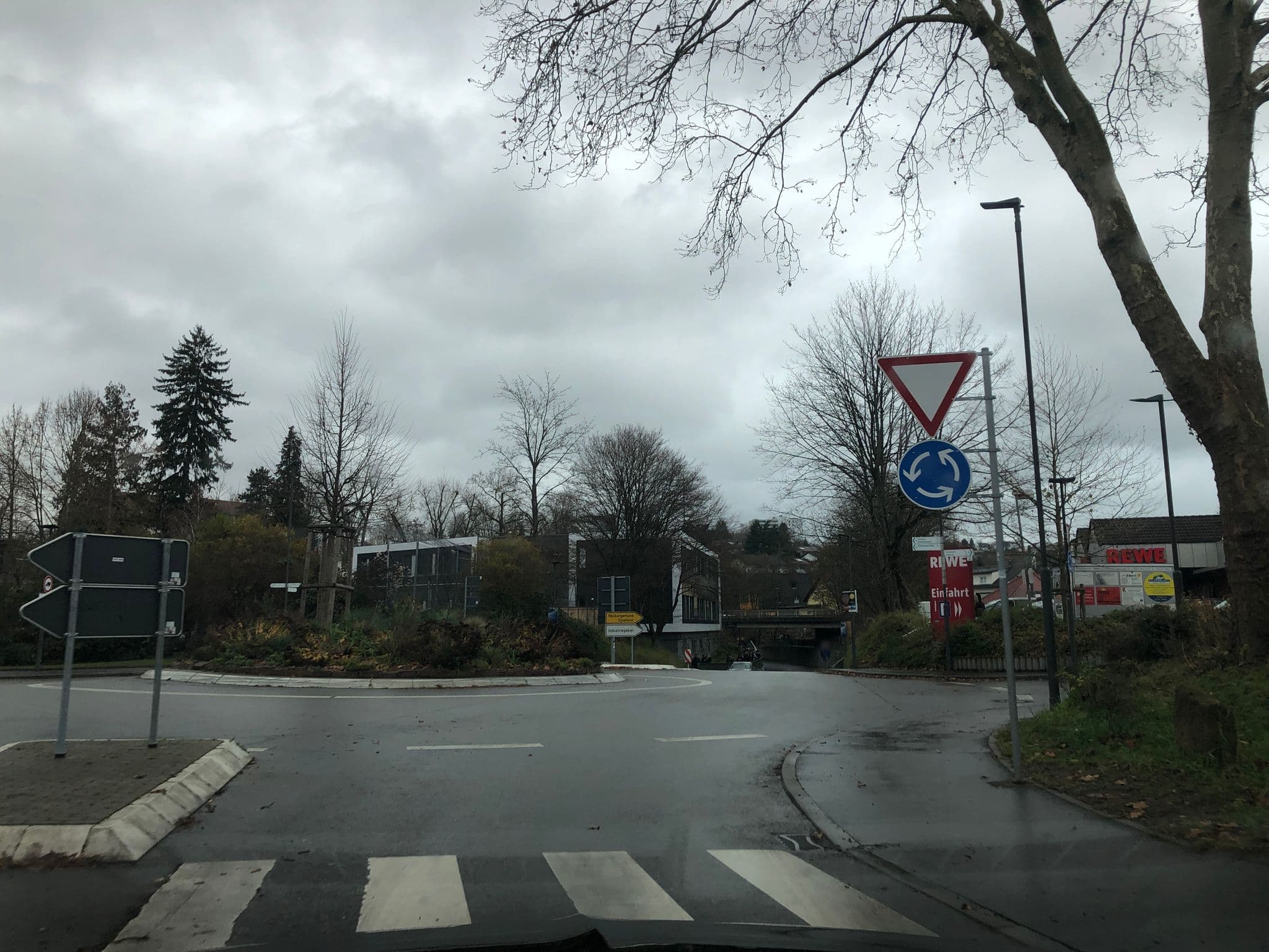 Street view near Hotel Bammentaler Hof, Bammental — © knistertoni (CC BY-SA · Mapillary)