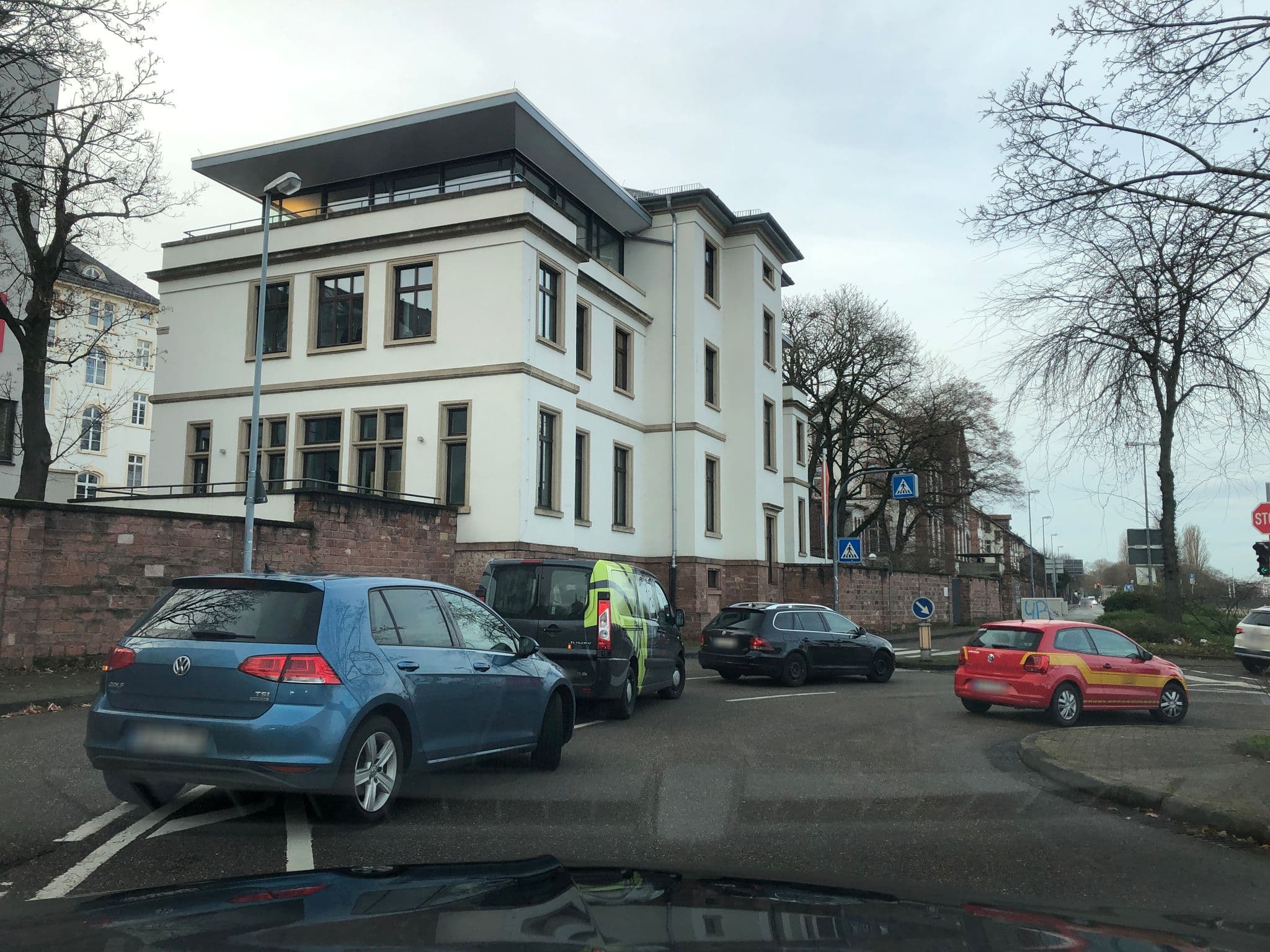 Street view near La Marche und Börger Hotel Betriebsgesellschaft, Heidelberg — © knistertoni (CC BY-SA · Mapillary)