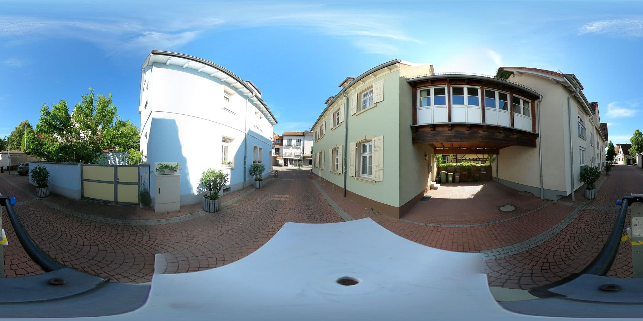 Street view near Gästehäuser Villa Verde, Walldorf — © wegavision (CC BY-SA · Mapillary)