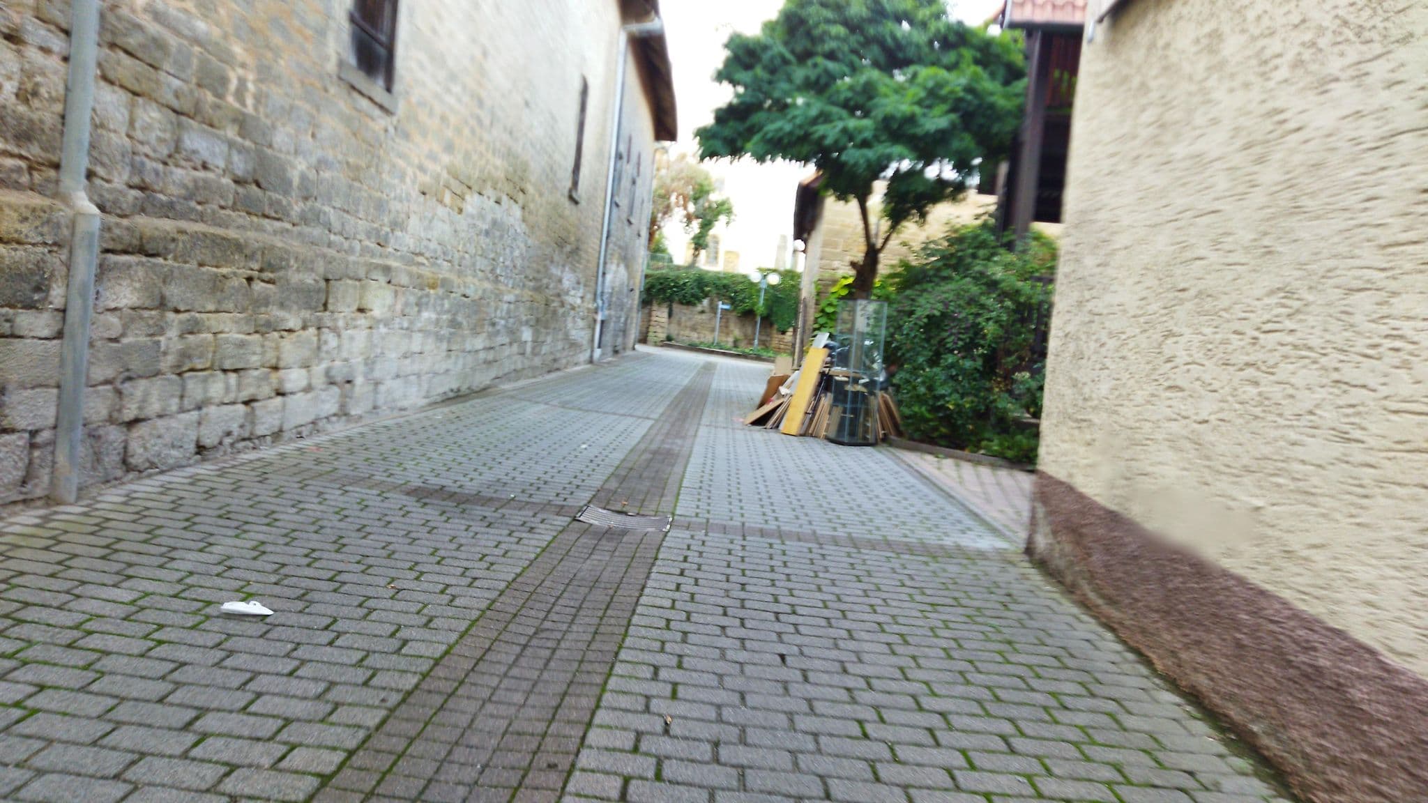 Street view near Bolg Sabine und Bolg Ulrich, Sulzfeld — © changchun1 (CC BY-SA · Mapillary)