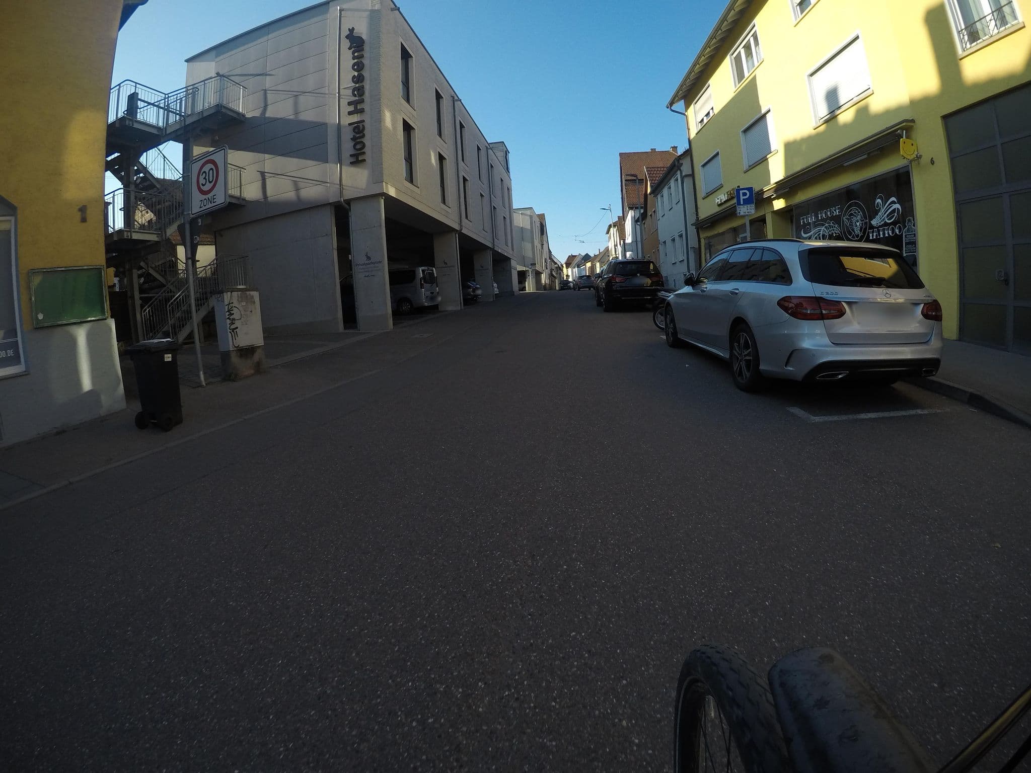 Street view near Hotel hasen, Kornwestheim — © mfa (CC BY-SA · Mapillary)
