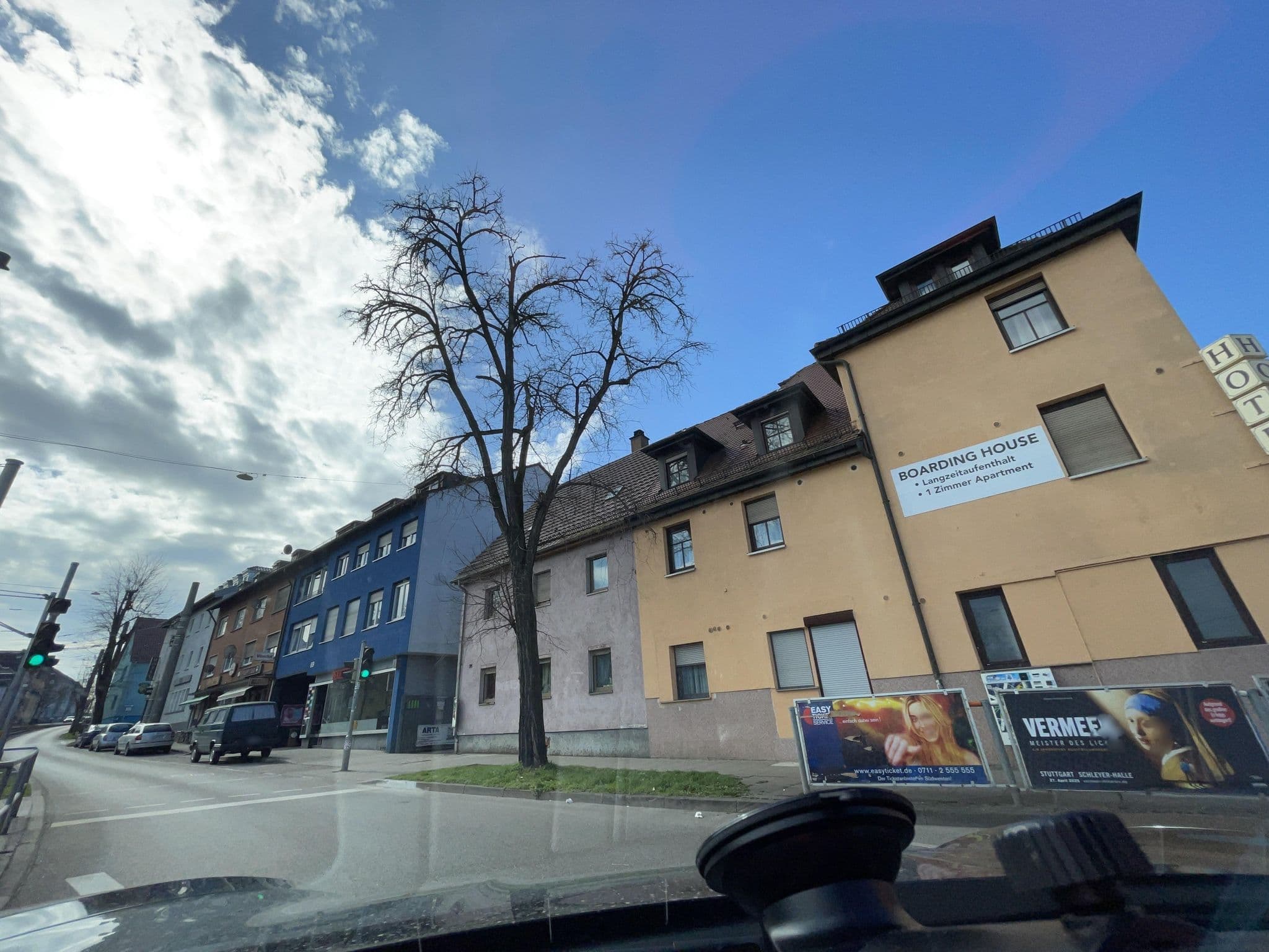 Street view near M Hotel Stuttgart, Stuttgart Feuerbach — © pharris0n (CC BY-SA · Mapillary)