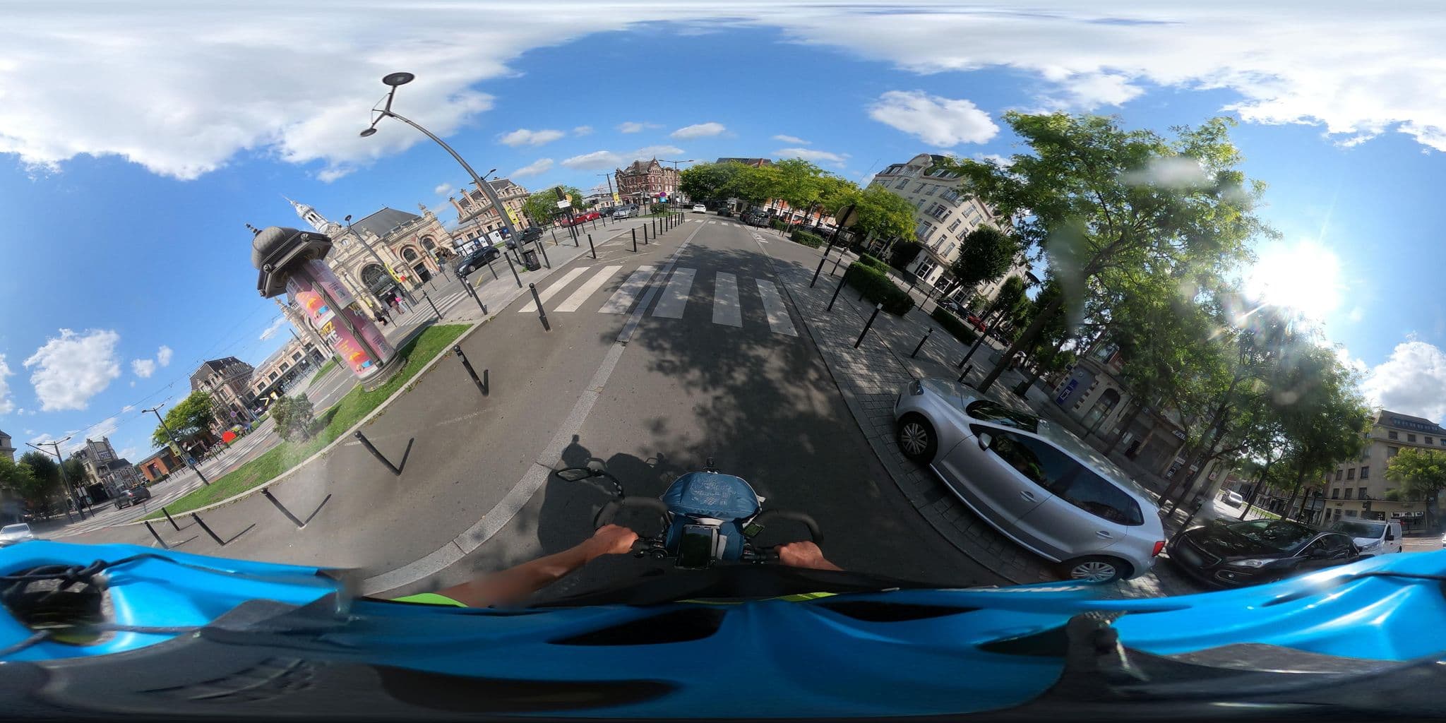 Street view near In Situ Hotel, Valenciennes — © padididejurbise (CC BY-SA · Mapillary)