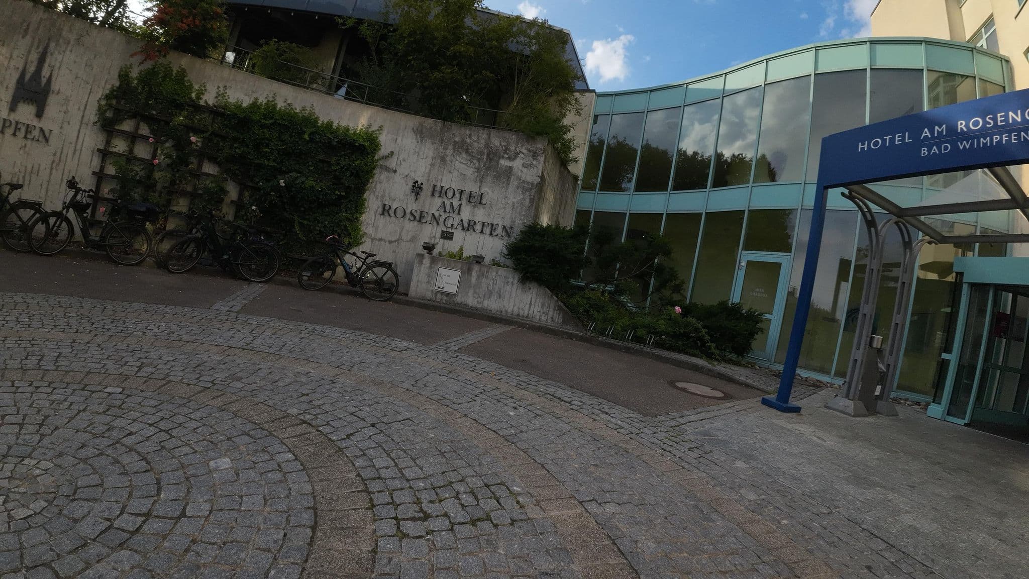 Street view near Guesthouse Fernblick, Bad Wimpfen — © teddy73 (CC BY-SA · Mapillary)