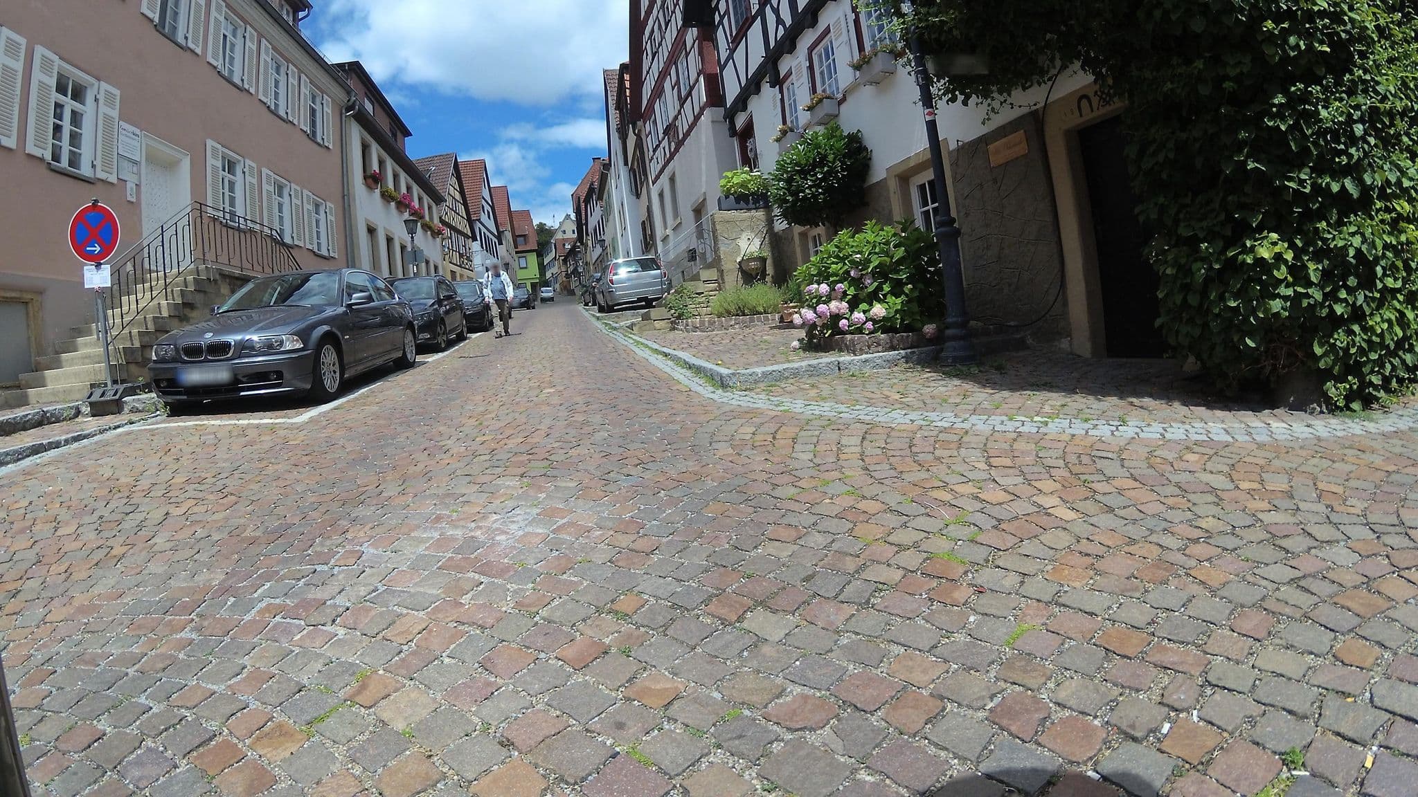 Street view near Schokoladenmanufaktur schell, Gundelsheim — © teddy73 (CC BY-SA · Mapillary)