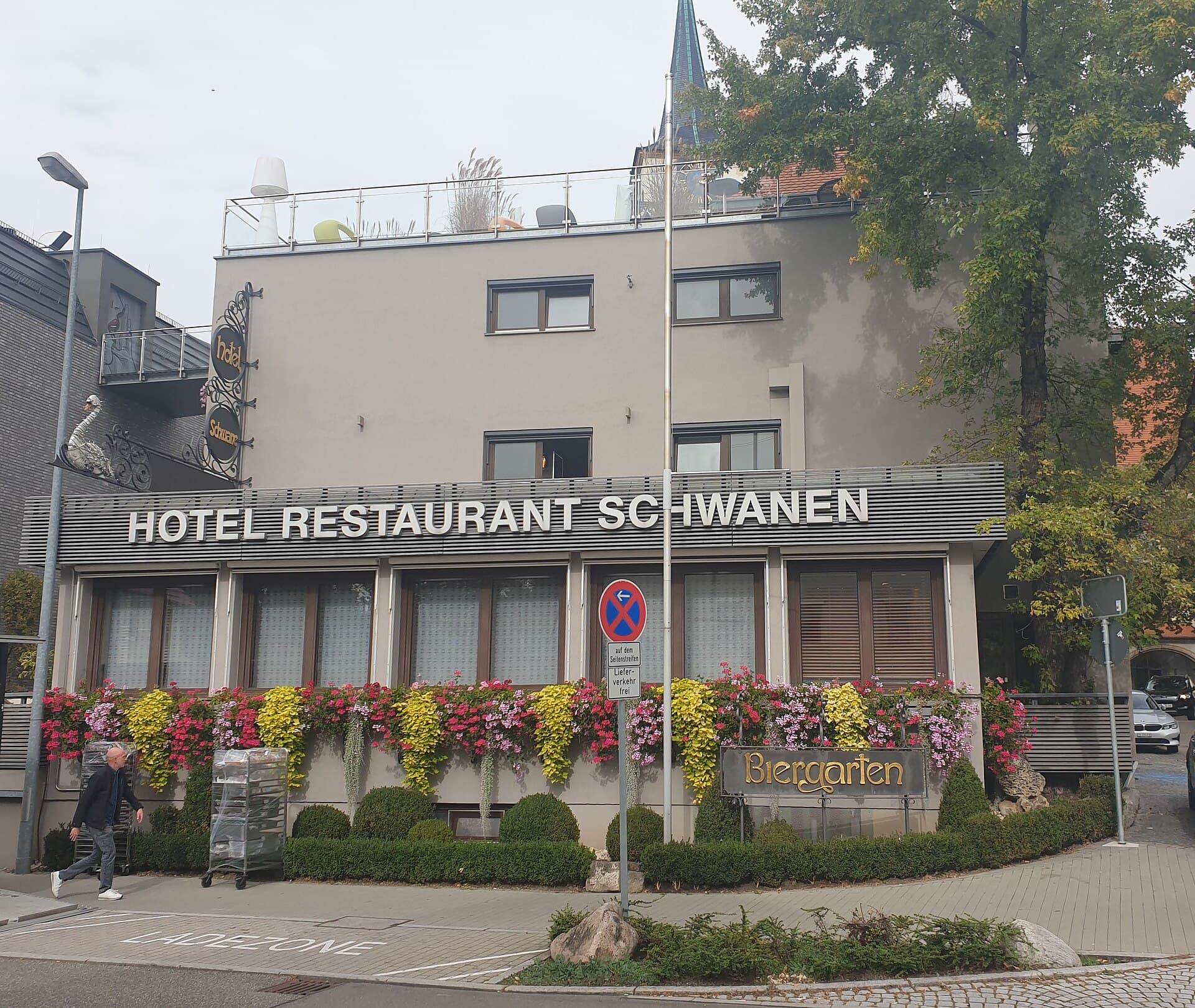 Hotel-Restaurant Schwanen (via Wikimedia Commons, CC BY-SA 4.0)