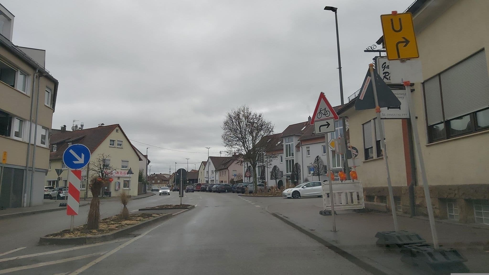 Street view near Gasthof Rössle Garni, Wernau — © KrebsRap (CC BY-SA · Mapillary)