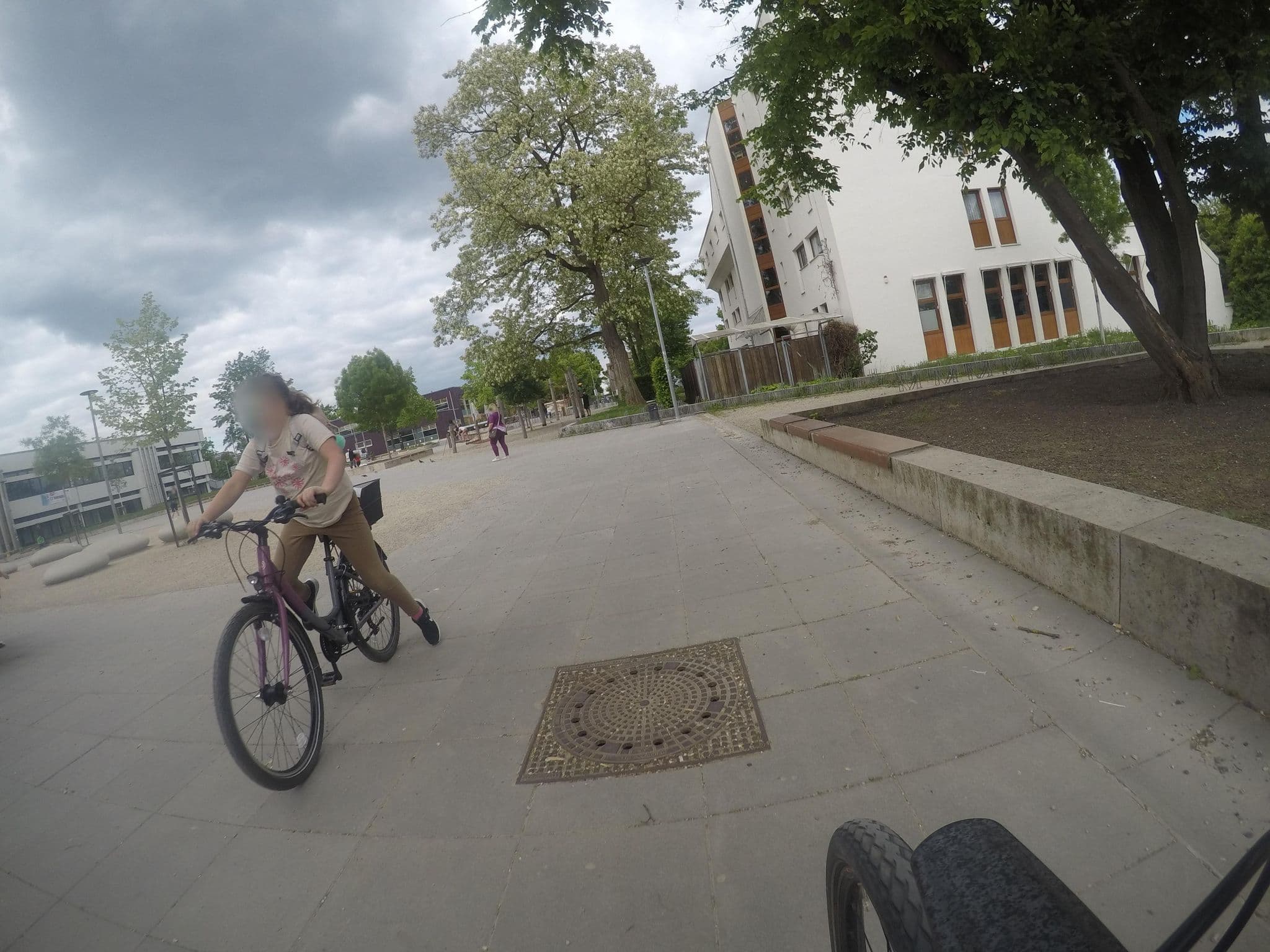 Street view near Filderhotel Heide Otto KG, Esslingen — © mfa (CC BY-SA · Mapillary)