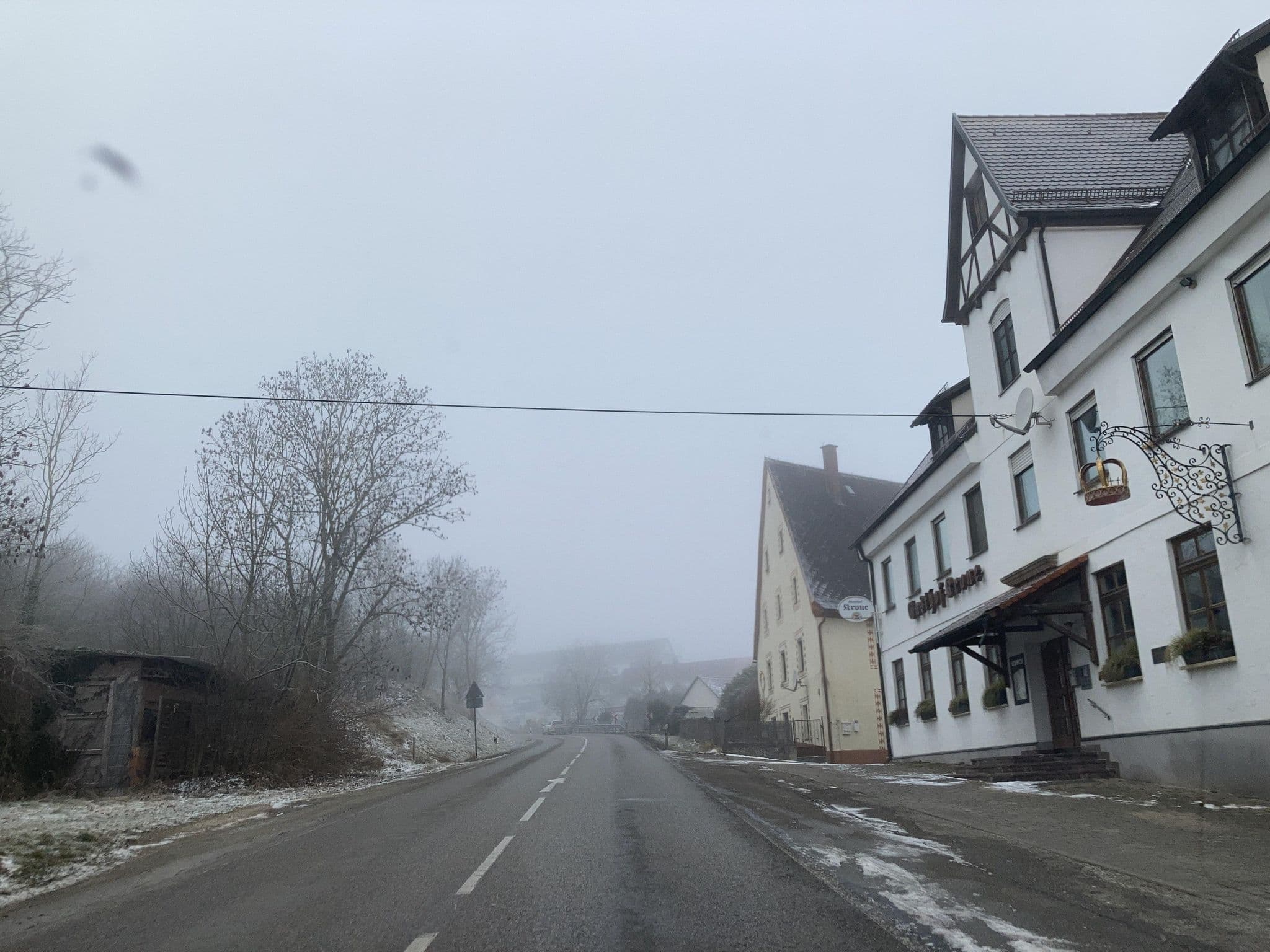 Street view near Krone Hotel und Restaurant, Albeck — © tasmaniadevil (CC BY-SA · Mapillary)