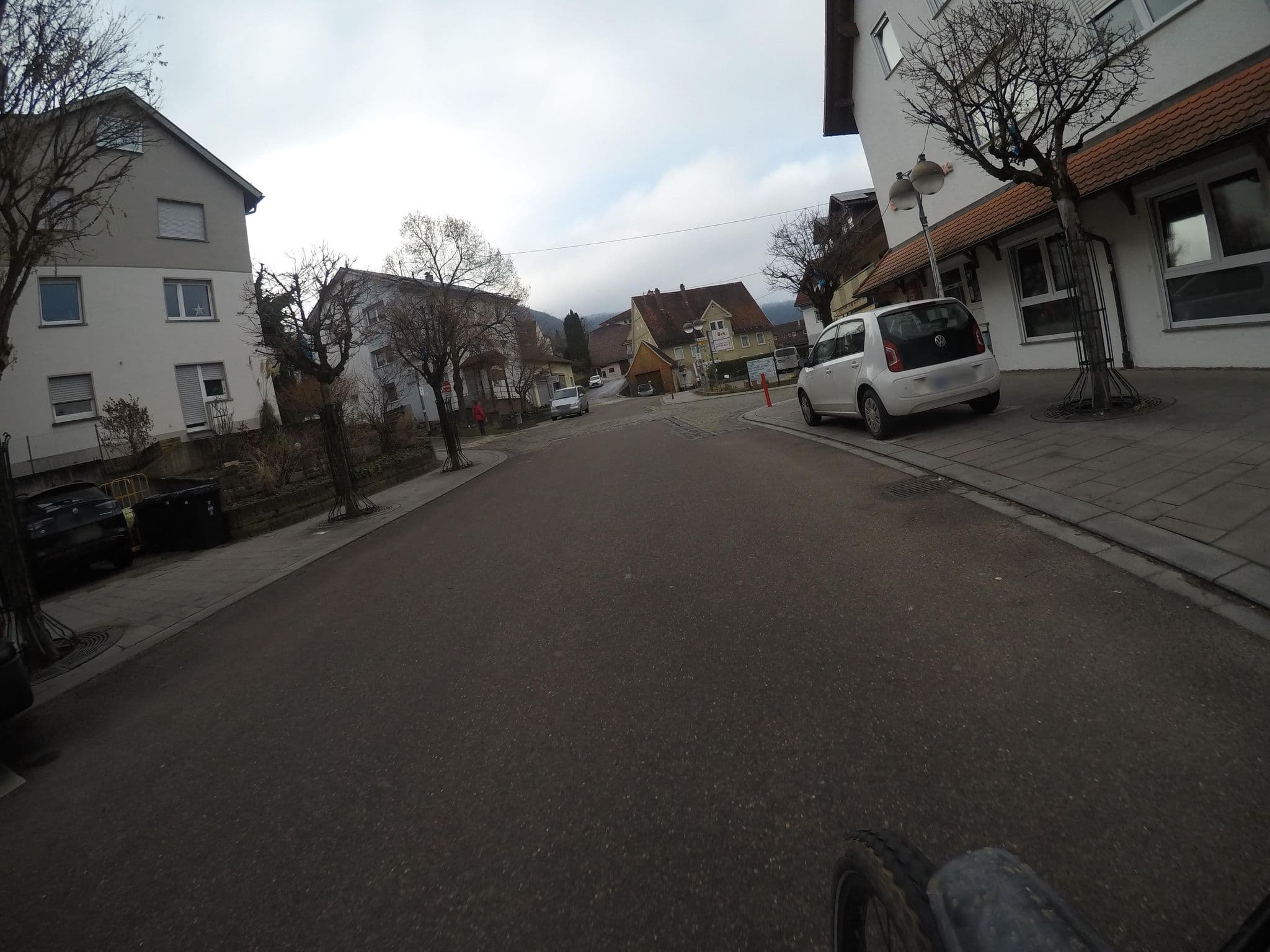 Street view near Altes Pfarrhaus, Bad Überkingen — © mfa (CC BY-SA · Mapillary)