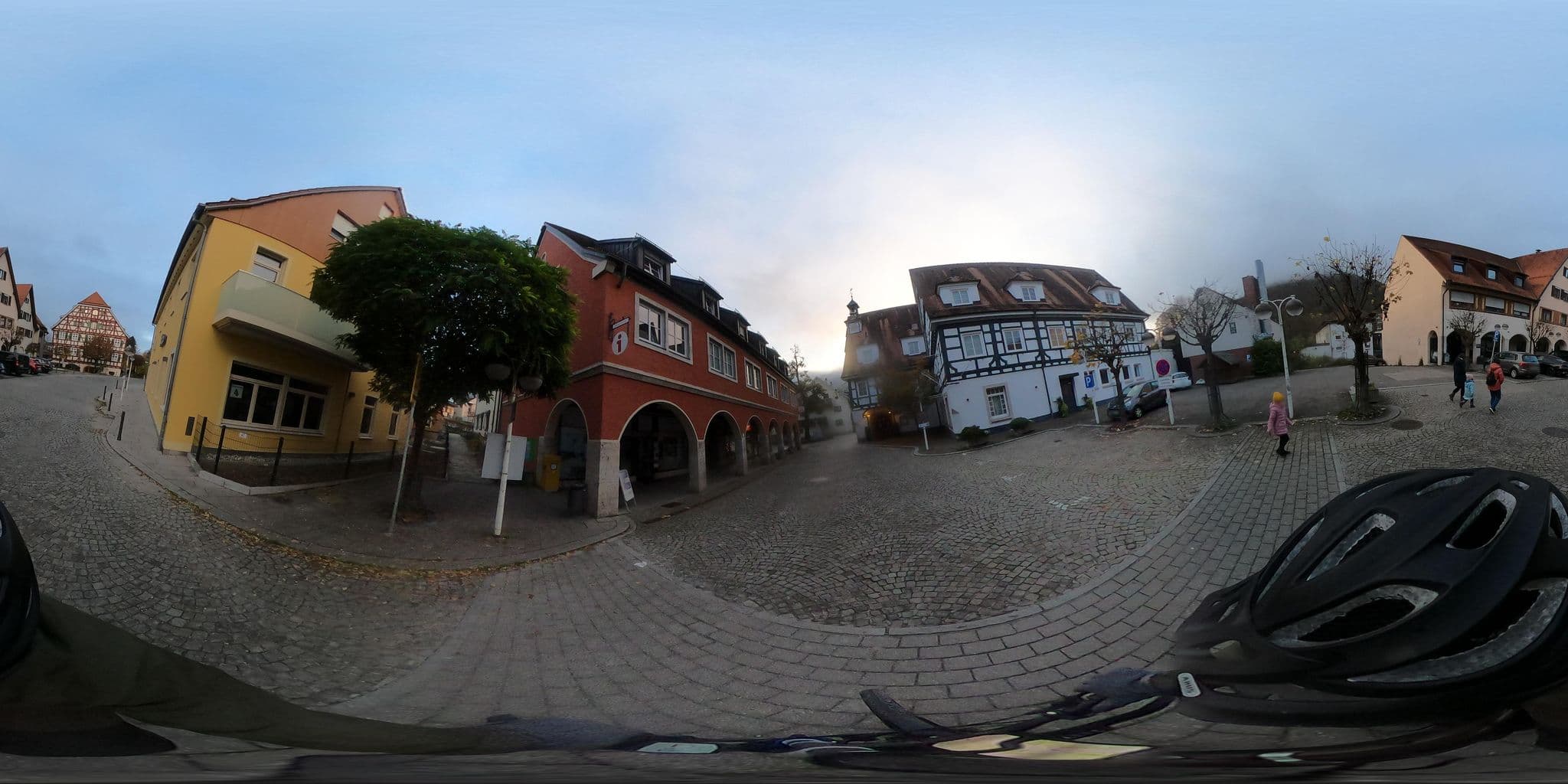 Street view near Altes Pfarrhaus Hotel und Restaurant, Bad Überkingen — © RadNETZ (CC BY-SA · Mapillary)