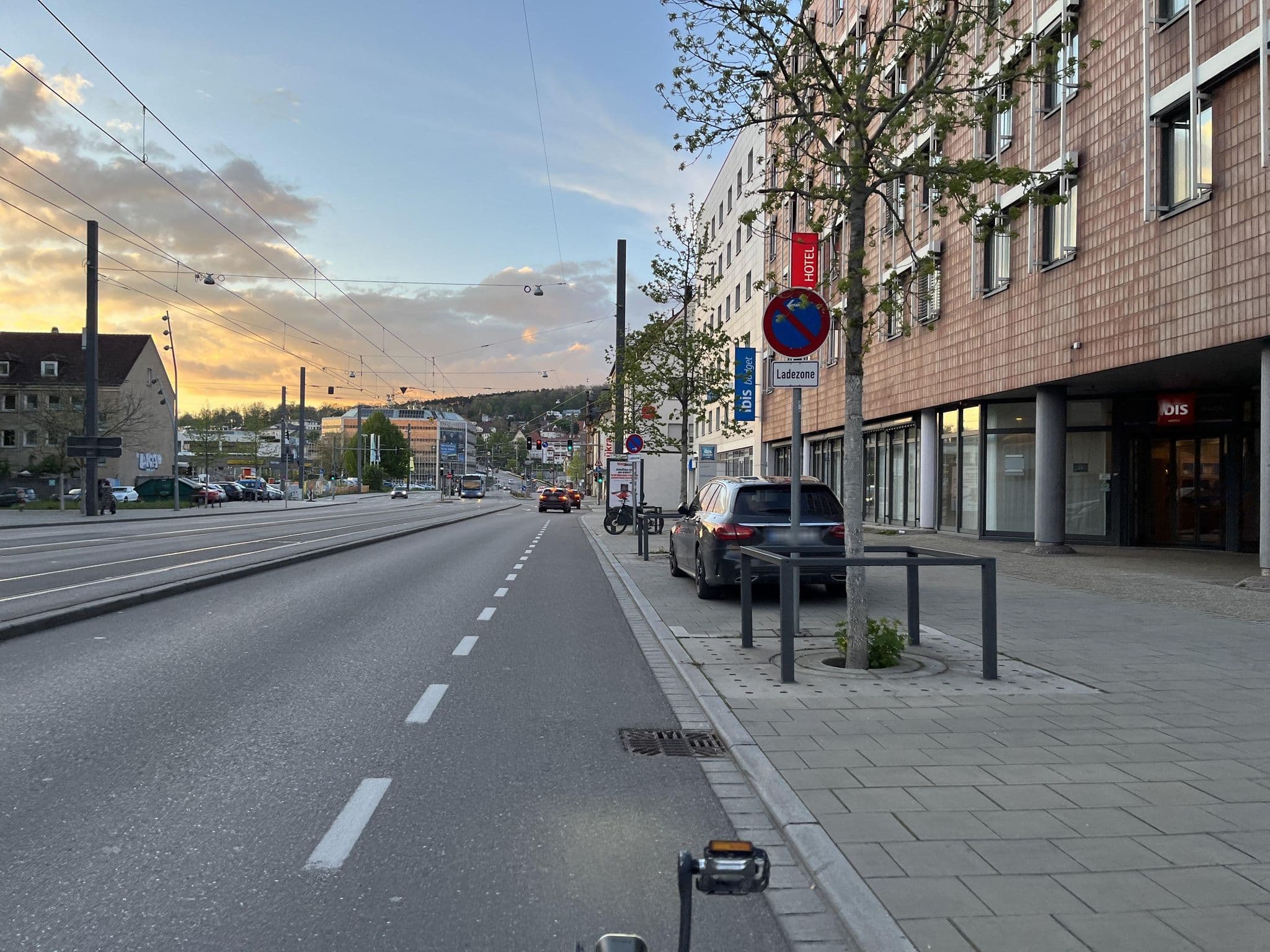 Street view near ETAP HOTEL Ulm, Ulm — © RadRitter (CC BY-SA · Mapillary)