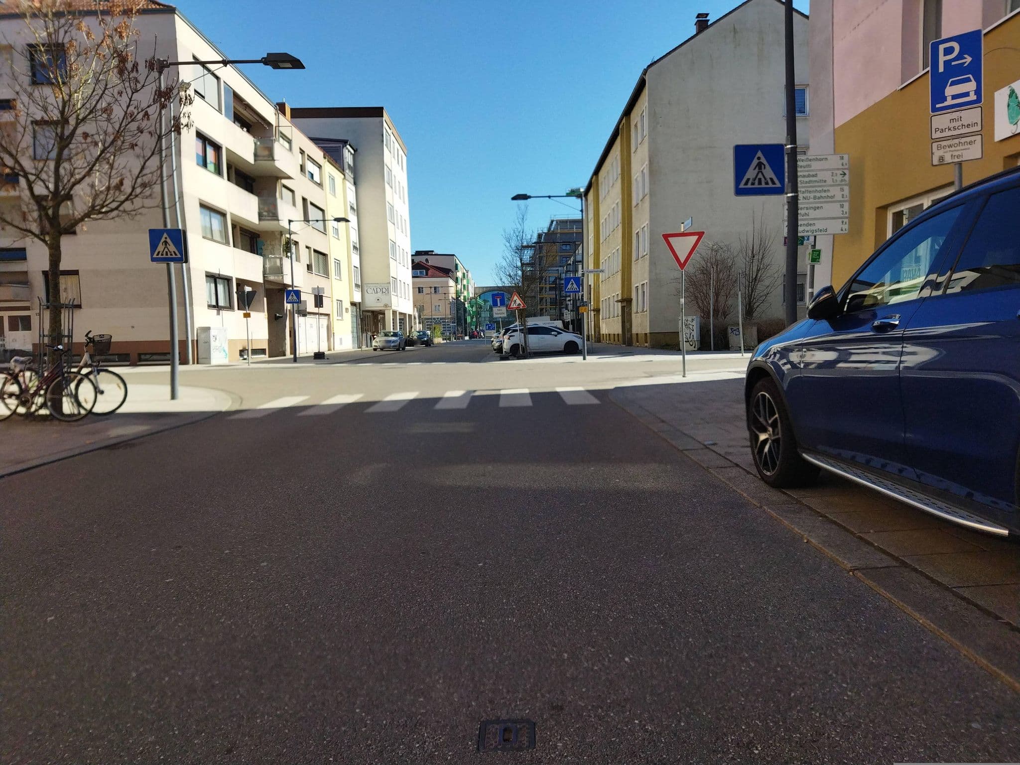 Street view near Mitte24, Neu-Ulm — © changchun1 (CC BY-SA · Mapillary)