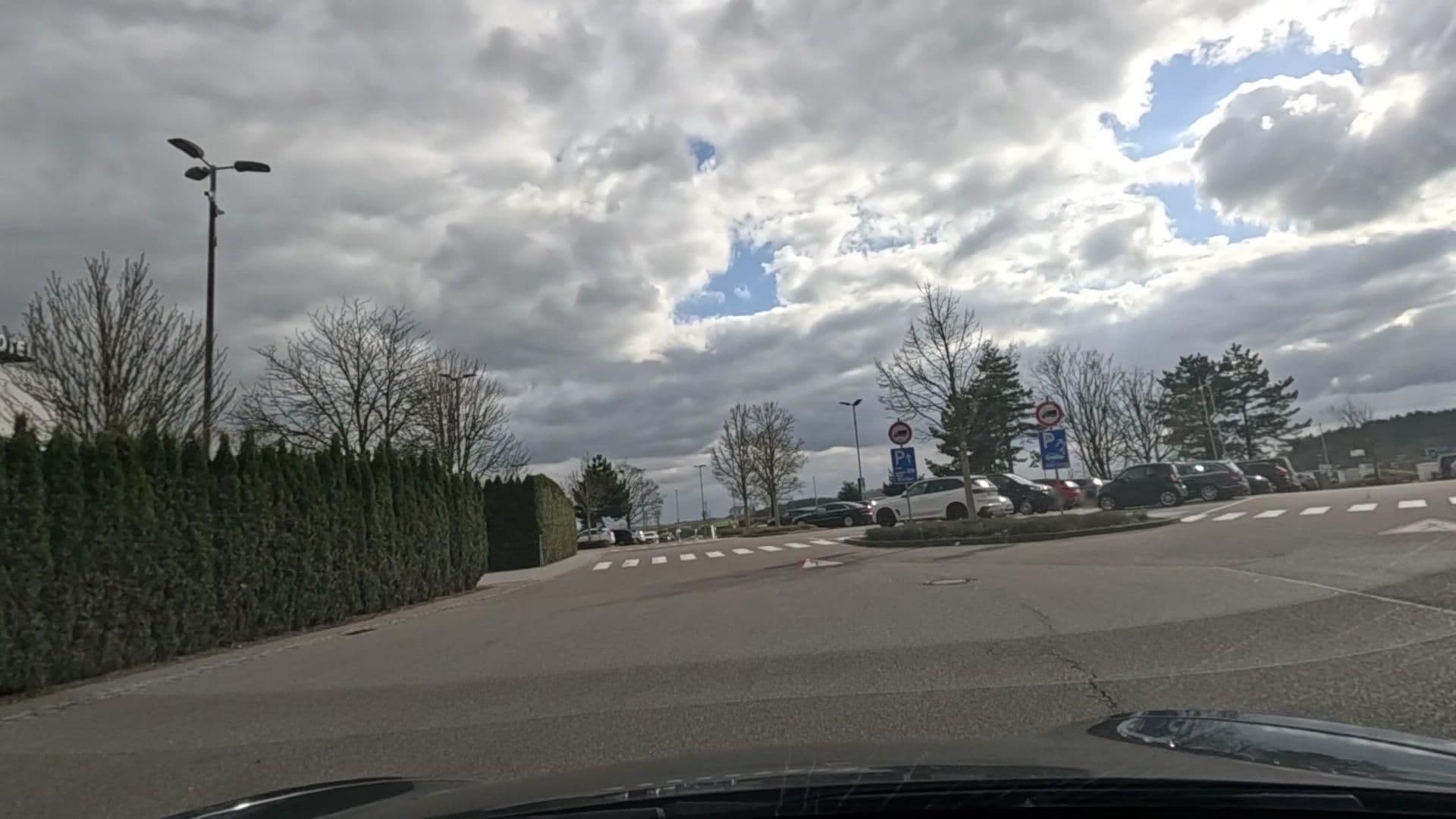 Street view near Seligweiler Hotel & Restaurant, Albeck — © Felix23 (CC BY-SA · Mapillary)