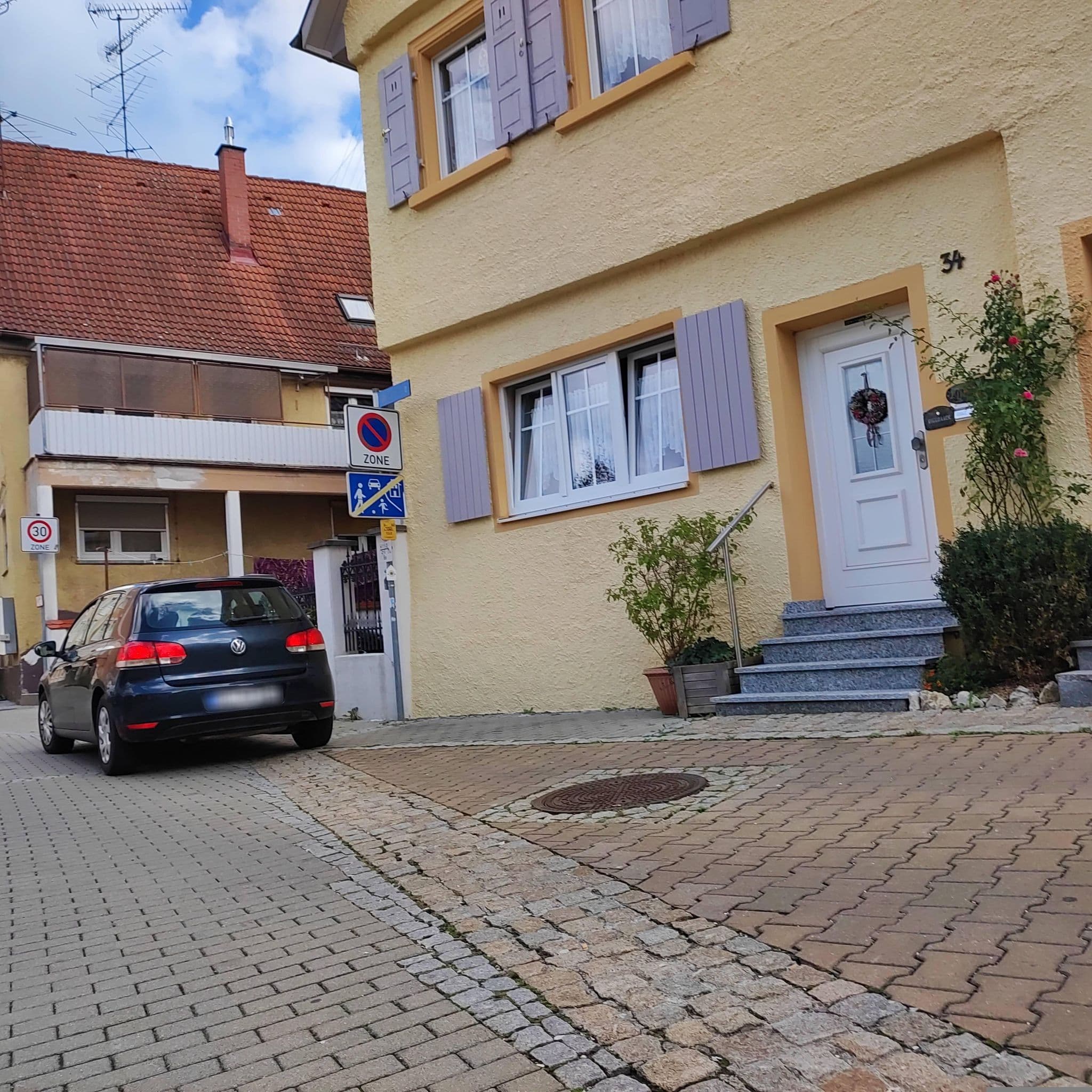 Street view near wittmaack, Ehingen — © msdess (CC BY-SA · Mapillary)