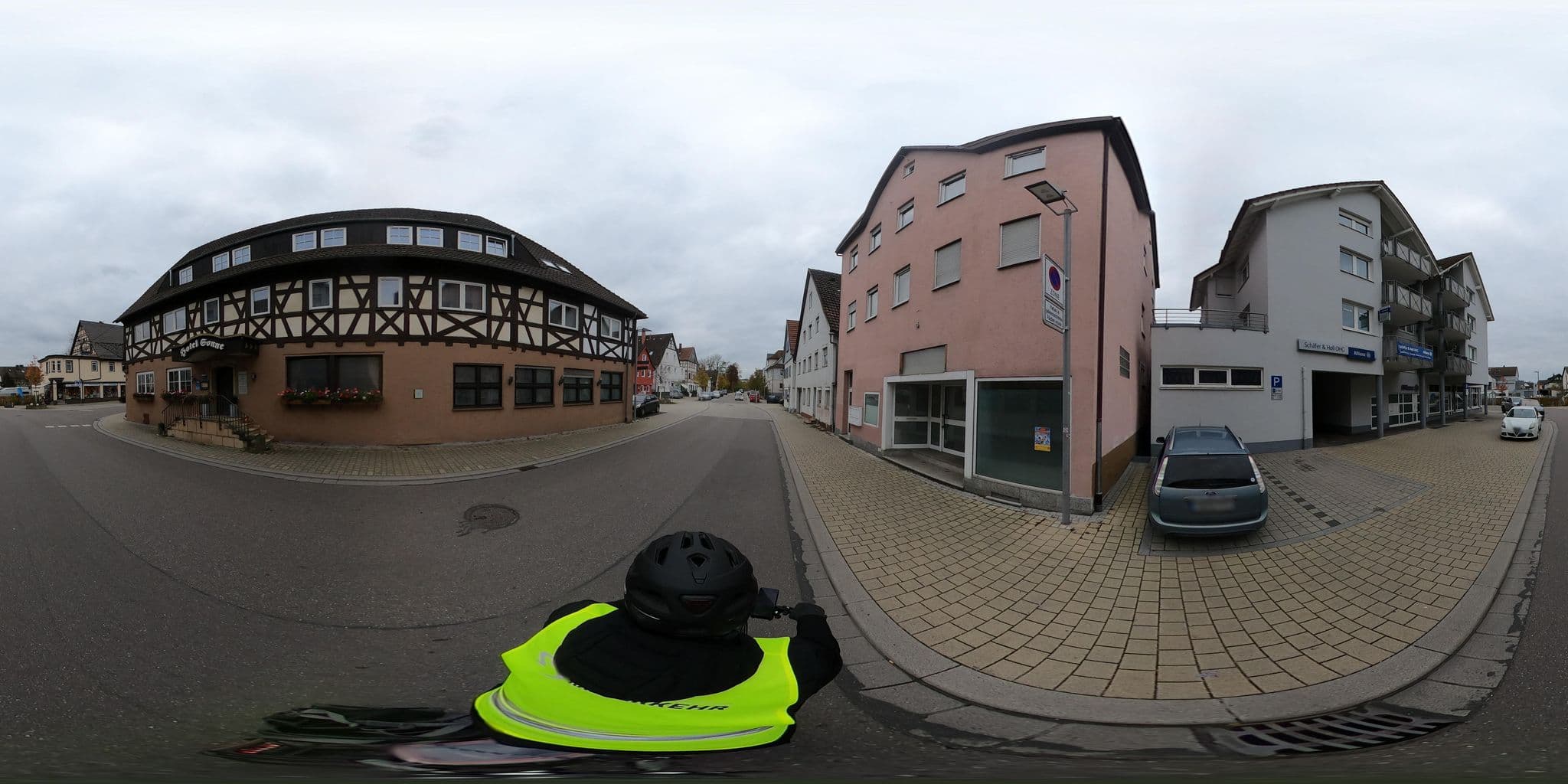 Street view near Hotel Sonne, Lorch — © RadNETZ (CC BY-SA · Mapillary)