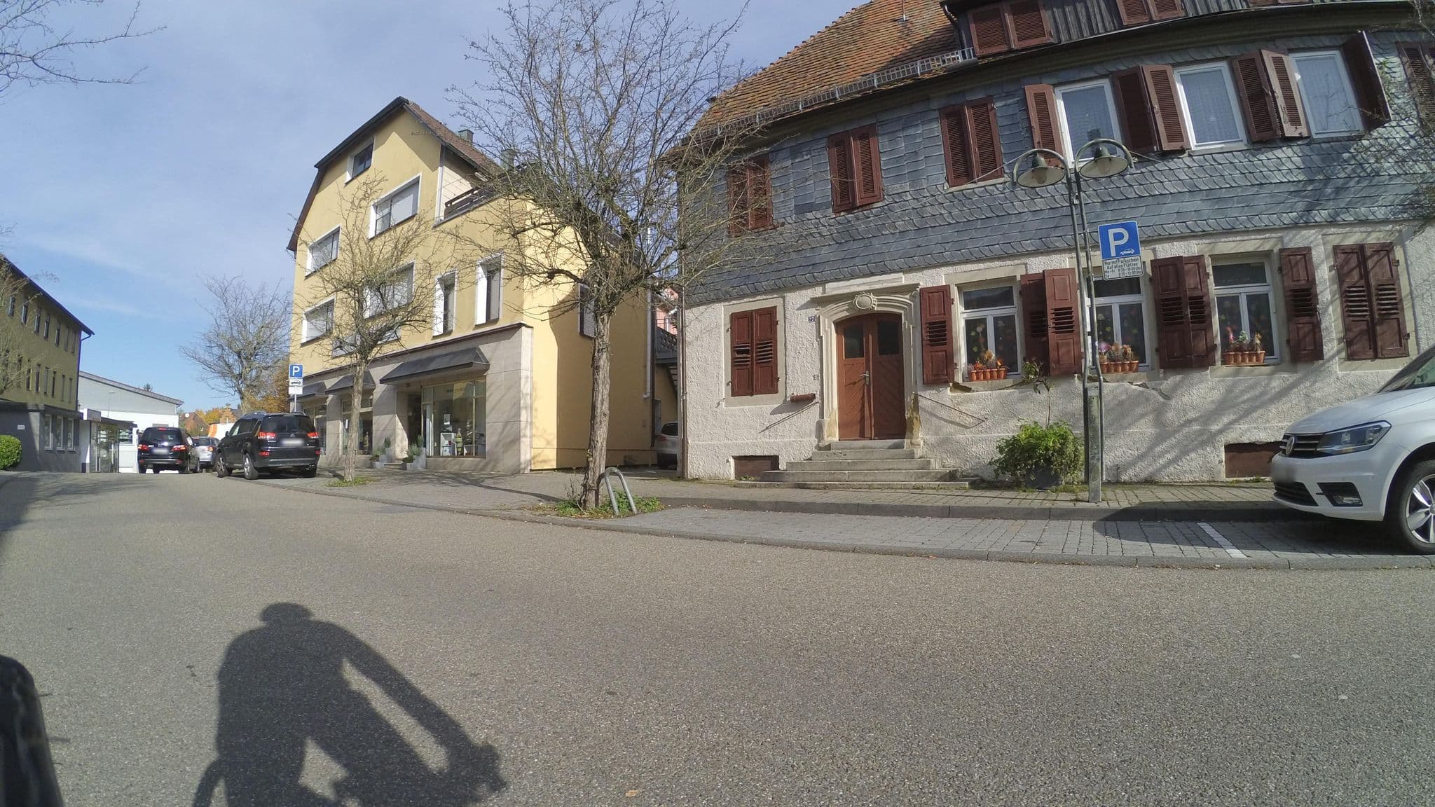 Street view near Hellas am Schillerplatz, Öhringen — © teddy73 (CC BY-SA · Mapillary)