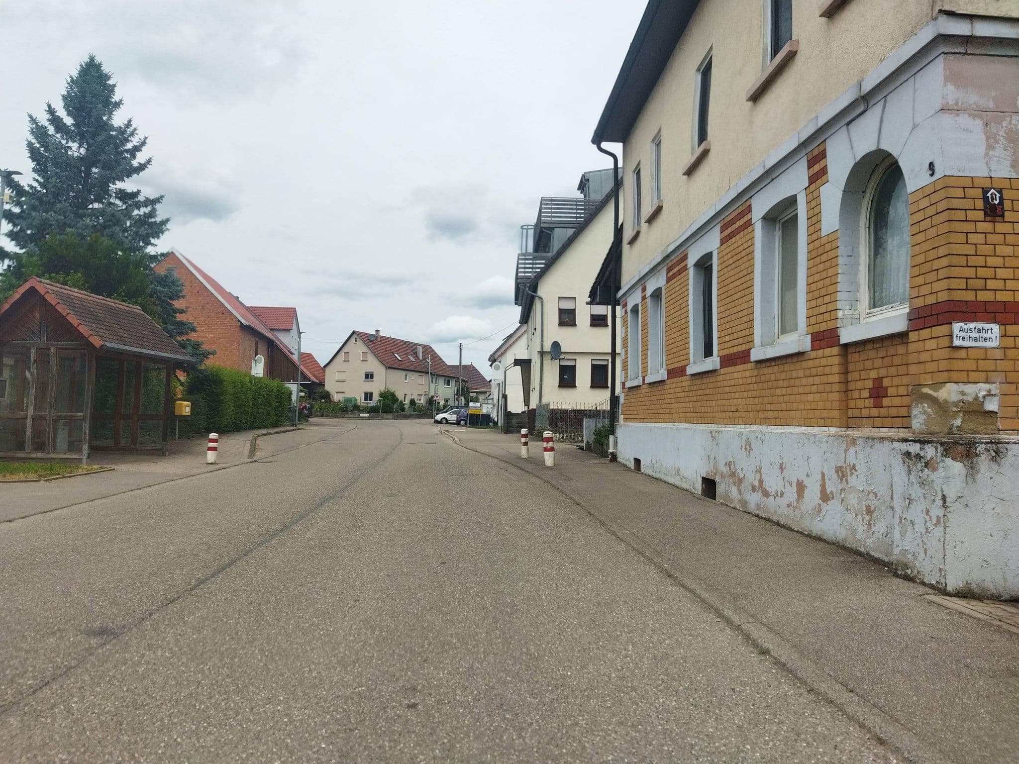 Street view near Gasthof Zur Linde, Abstatt — © changchun1 (CC BY-SA · Mapillary)