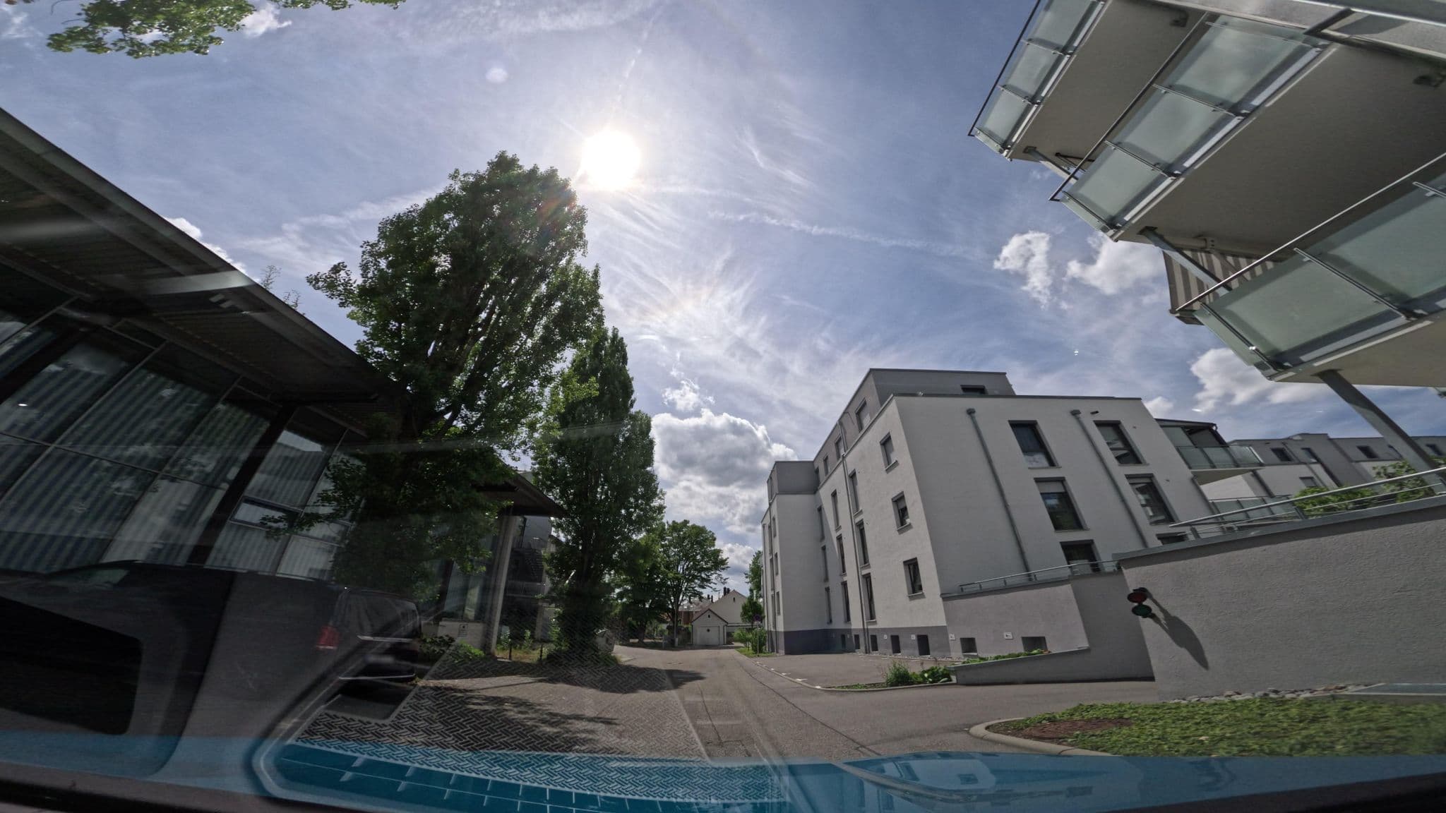 Street view near Hotel und Restaurant Schillerplatz, Öhringen — © fx7 (CC BY-SA · Mapillary)