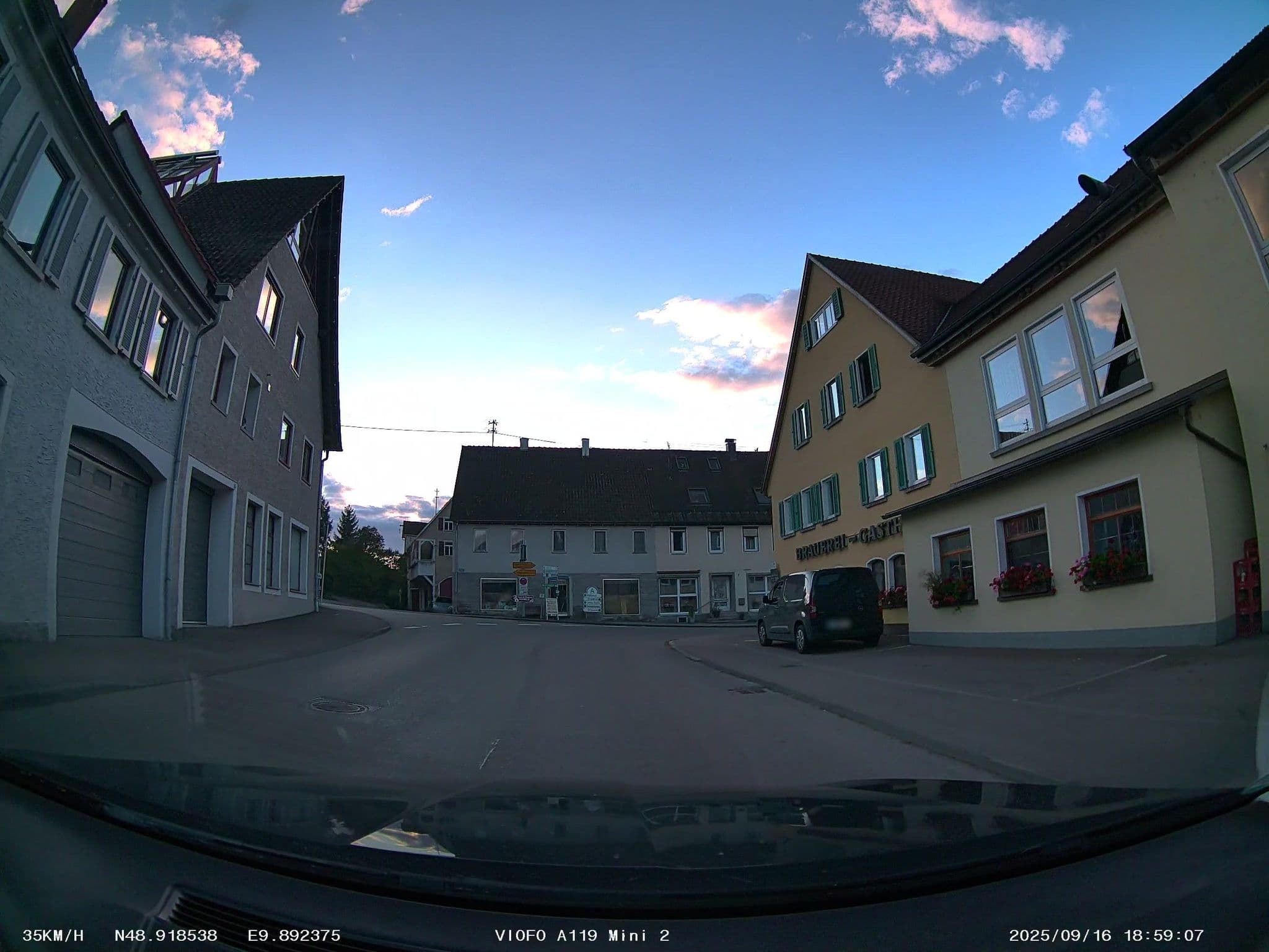 Street view near Lammbrauerei Untergröningen, Eschach — © soulcover (CC BY-SA · Mapillary)