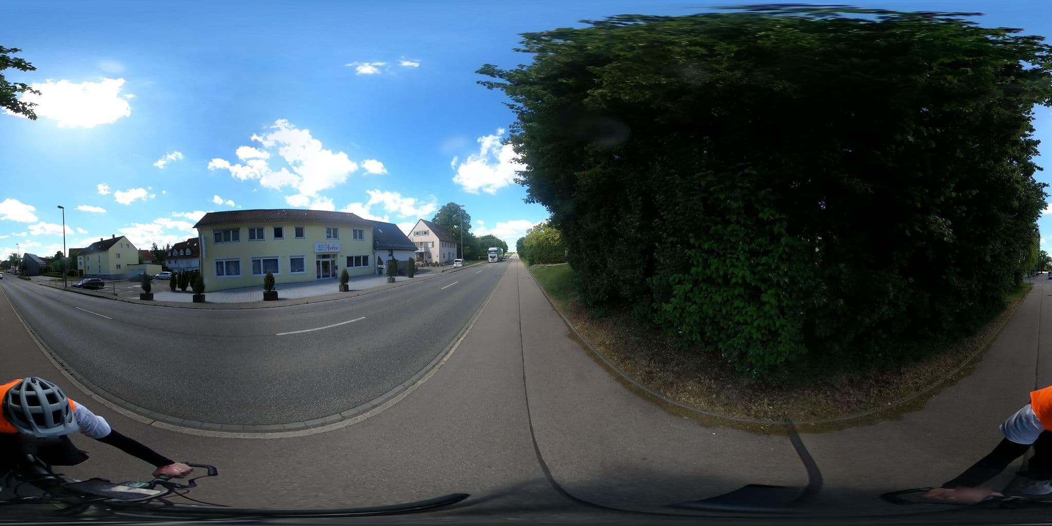 Street view near Lamm Fremdenzimmer, Crailsheim — © RadNETZ (CC BY-SA · Mapillary)