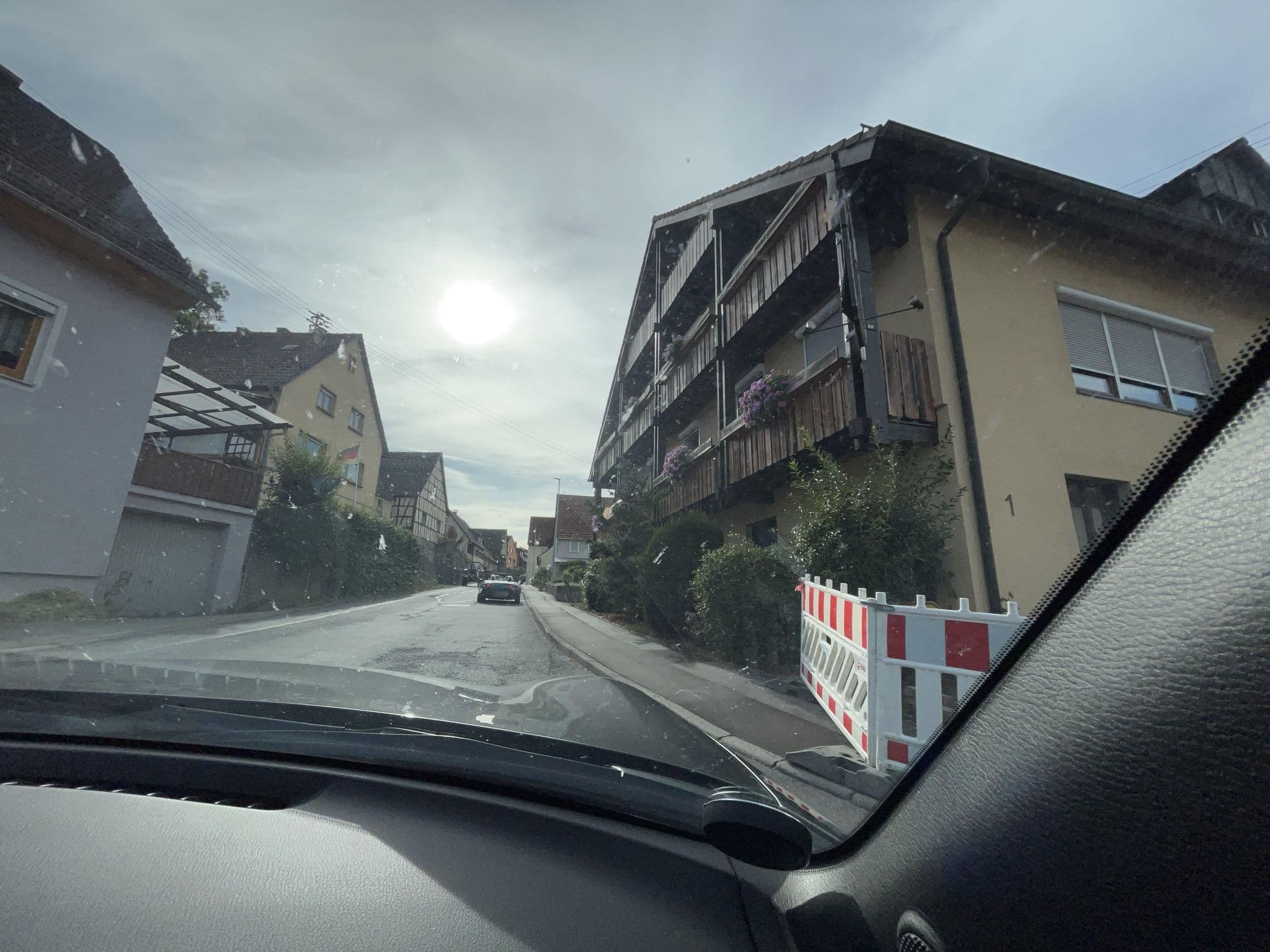 Street view near Gasthof Löwen, Krautheim — © joachim_mueller (CC BY-SA · Mapillary)