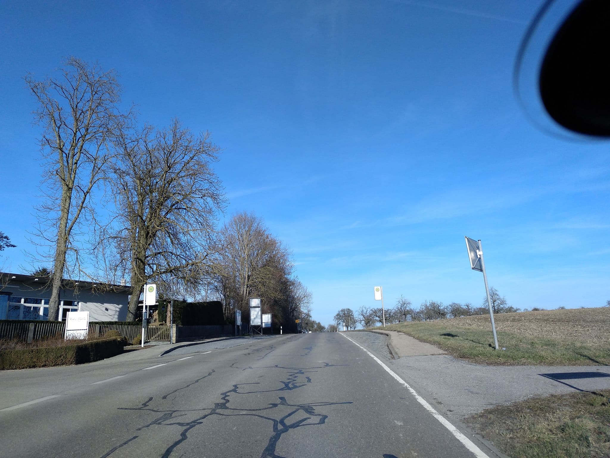 Street view near Plug Hotel/Restaurant Familie Reber, Schwäbisch Hall — © paramida (CC BY-SA · Mapillary)