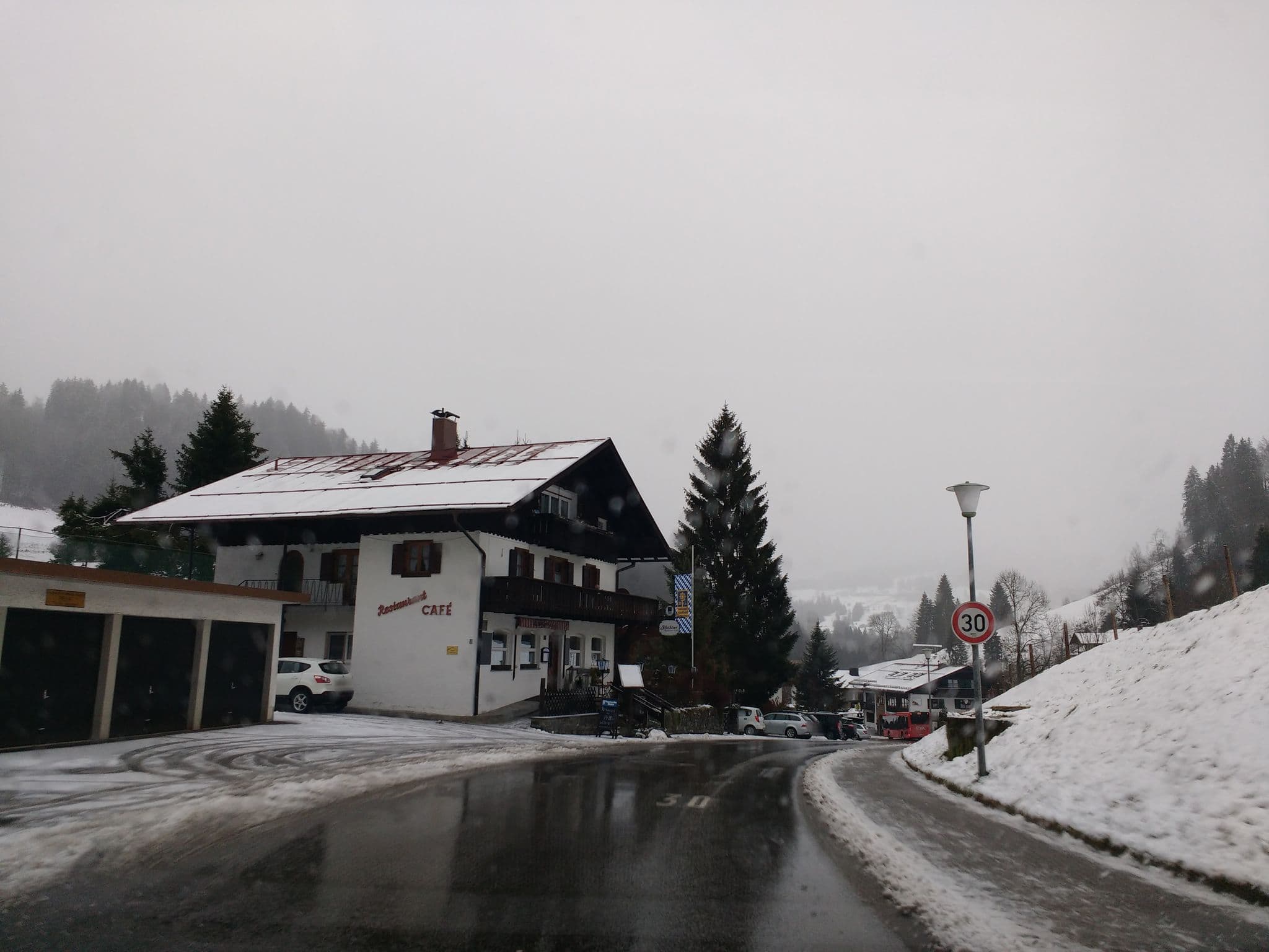 Street view near AlpinFeWo Oberstdorf-Tiefenbach, Oberstdorf — © thetornado76 (CC BY-SA · Mapillary)