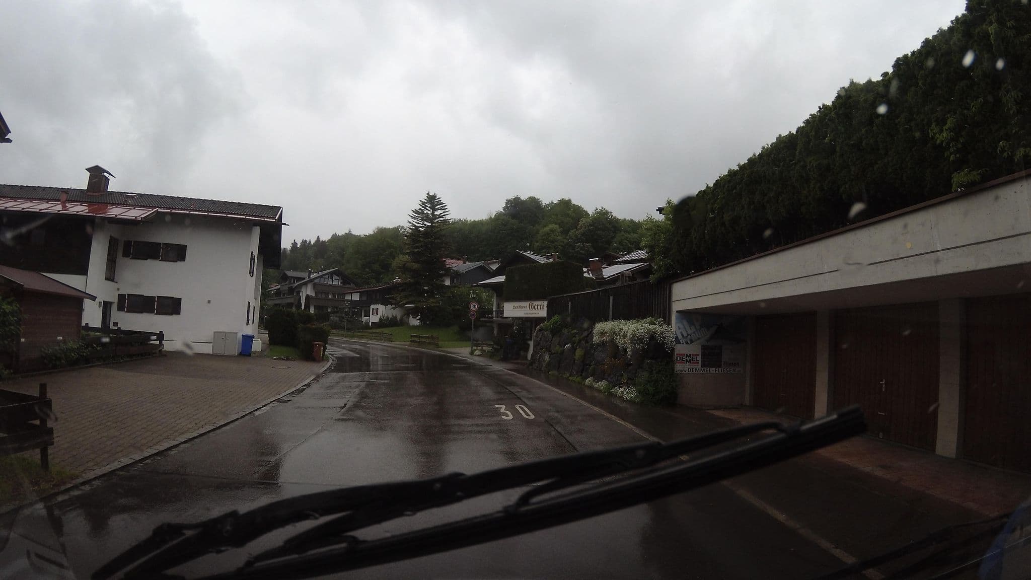 Street view near Landhaus Gerti, Oberstdorf — © teddy73 (CC BY-SA · Mapillary)