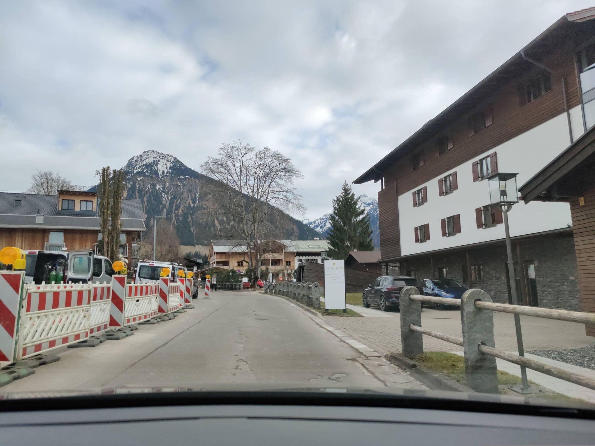 Street view near Chalet Alpenstern, Oberstdorf — © littlefool (CC BY-SA · Mapillary)
