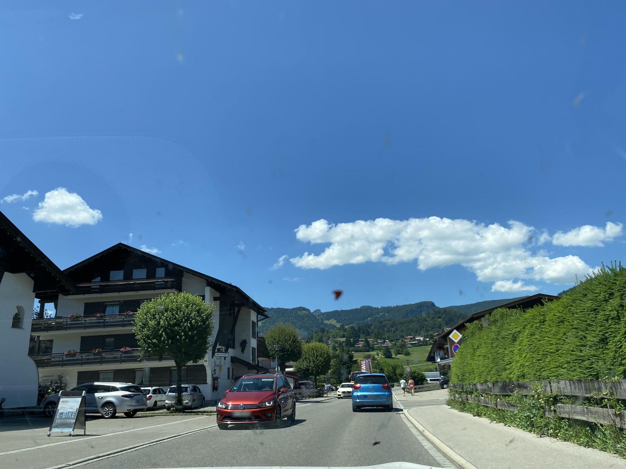 Street view near Gästehaus Rappenkopf, Oberstdorf — © dapiang (CC BY-SA · Mapillary)