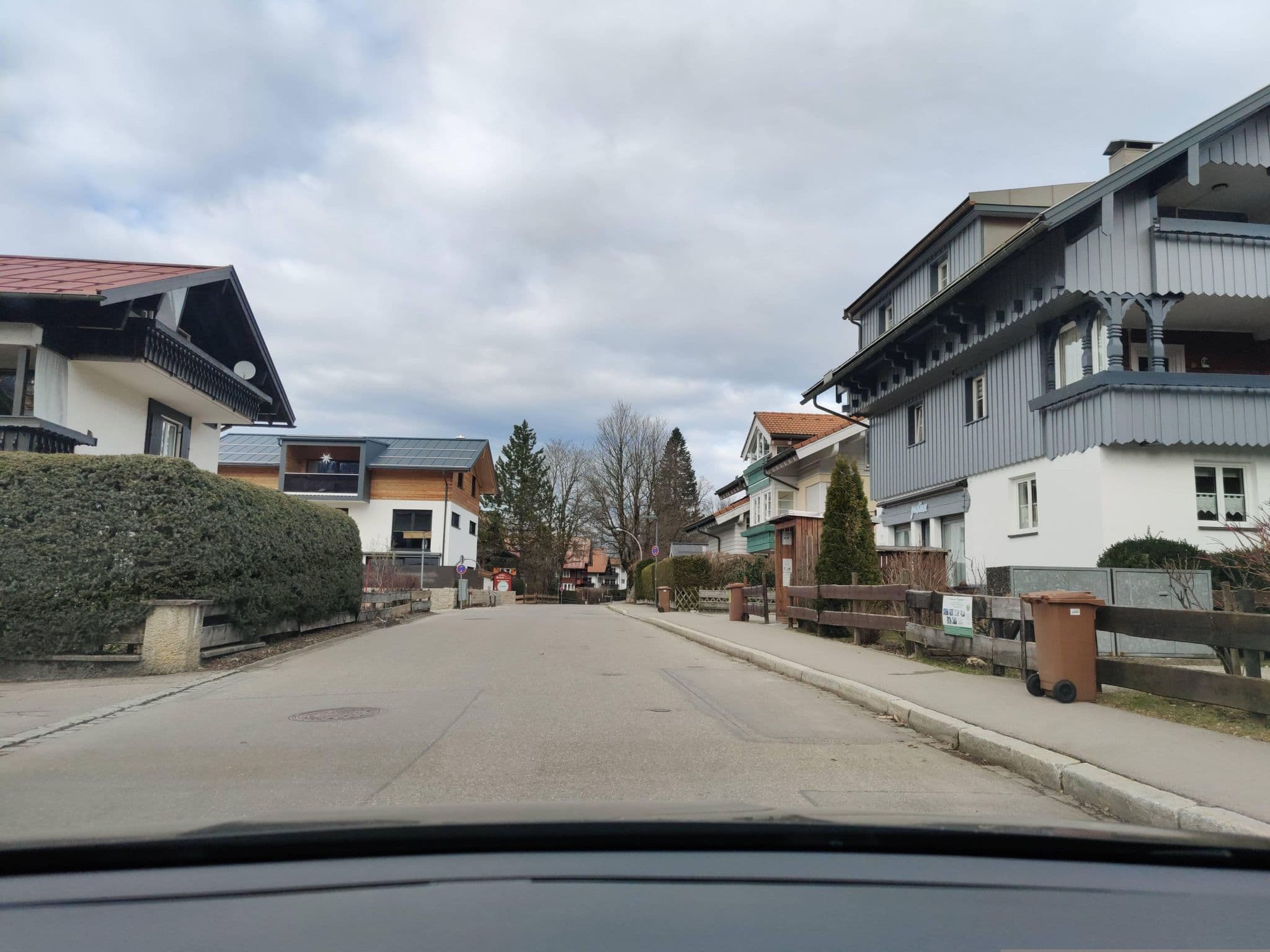 Street view near Ferienwohnungen Haus am Fuggerpark, Oberstdorf — © littlefool (CC BY-SA · Mapillary)