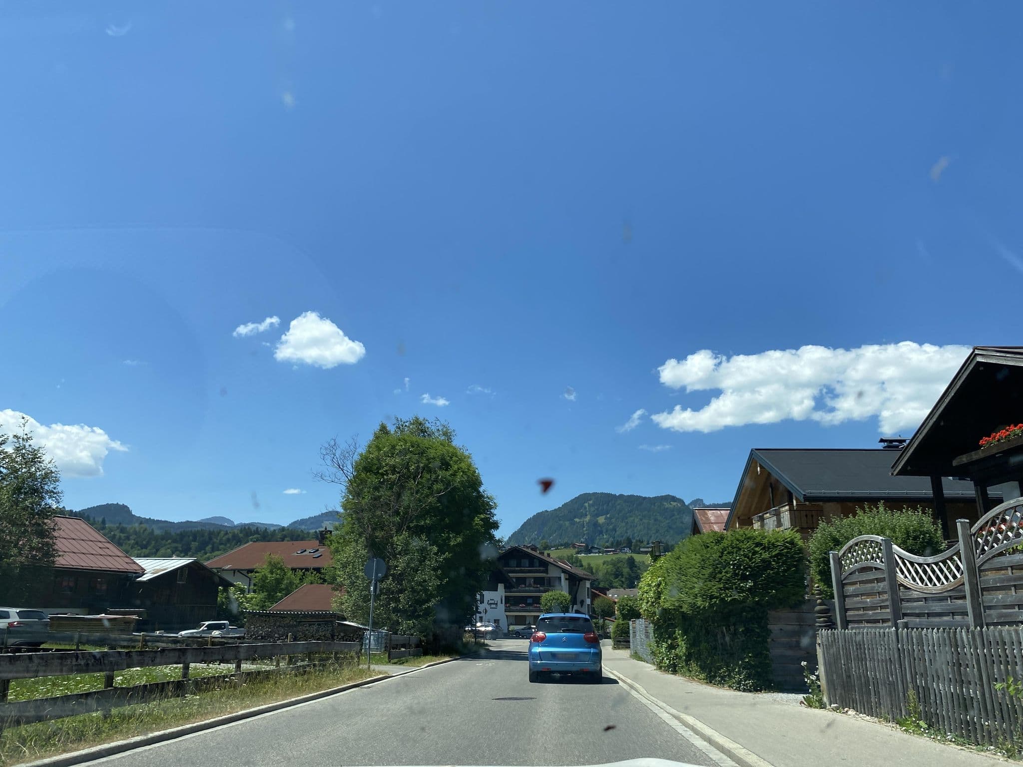 Street view near Ludwig Hörmann GmbH, Oberstdorf — © dapiang (CC BY-SA · Mapillary)