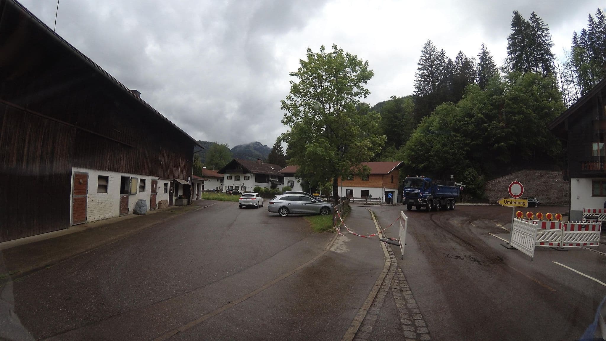 Street view near Ferienwohnungen Weidach, Oberstdorf — © teddy73 (CC BY-SA · Mapillary)
