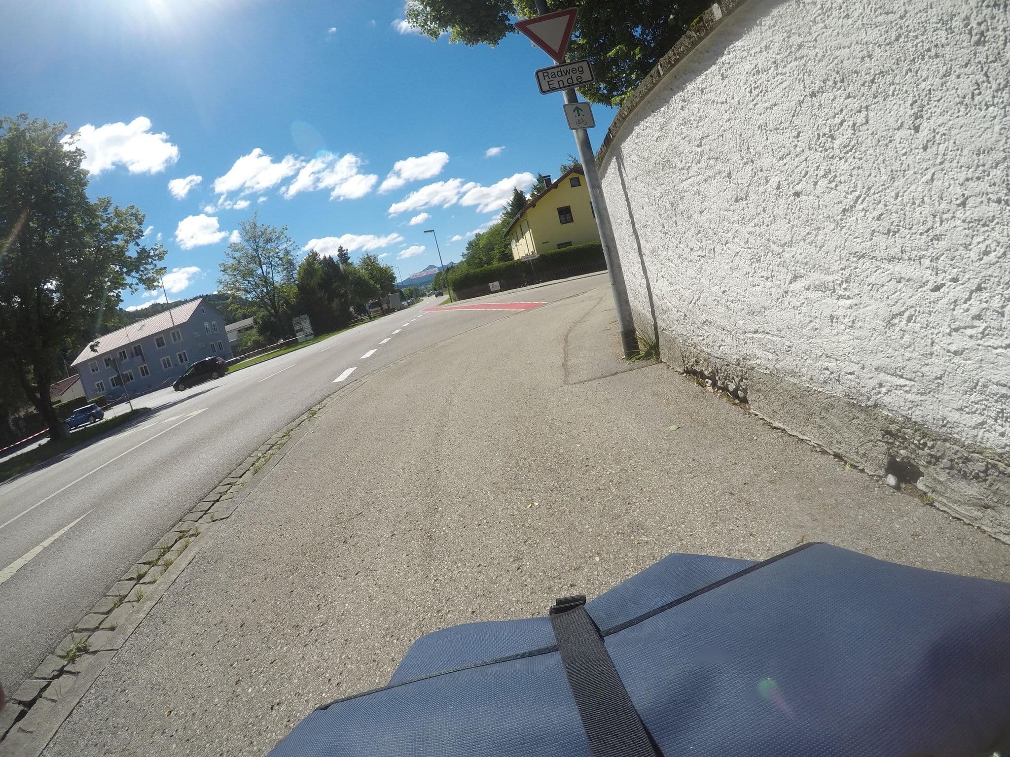 Street view near Bei Eichinger, Füssen — © mfa (CC BY-SA · Mapillary)