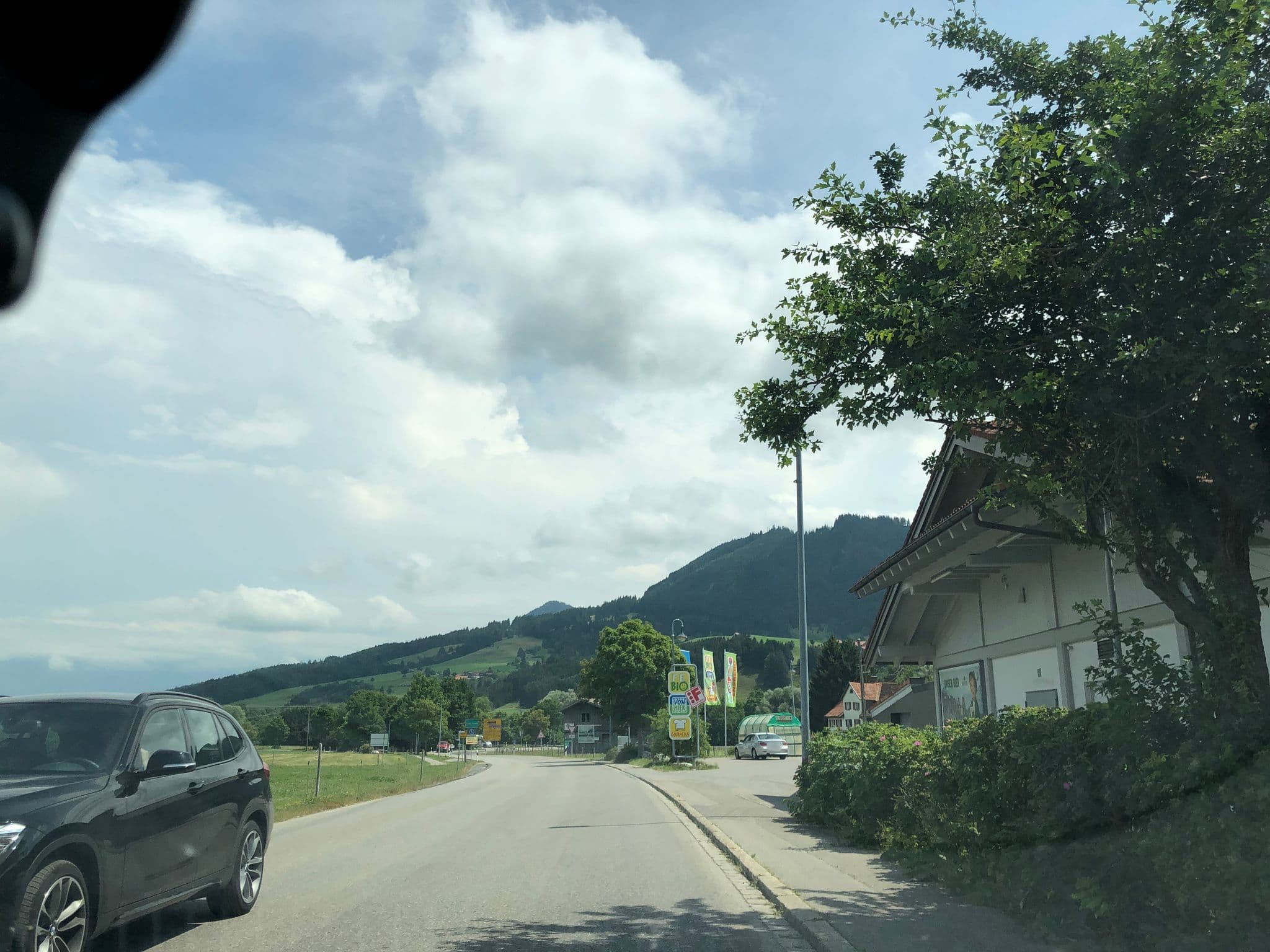 Street view near Zur Schmiede, Wertach — © holgerd (CC BY-SA · Mapillary)