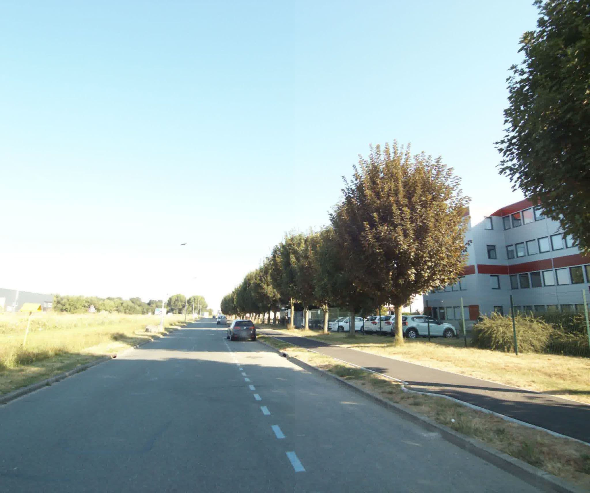 Street view near Papaida, Lieusaint — © sogefi (CC BY-SA · Mapillary)