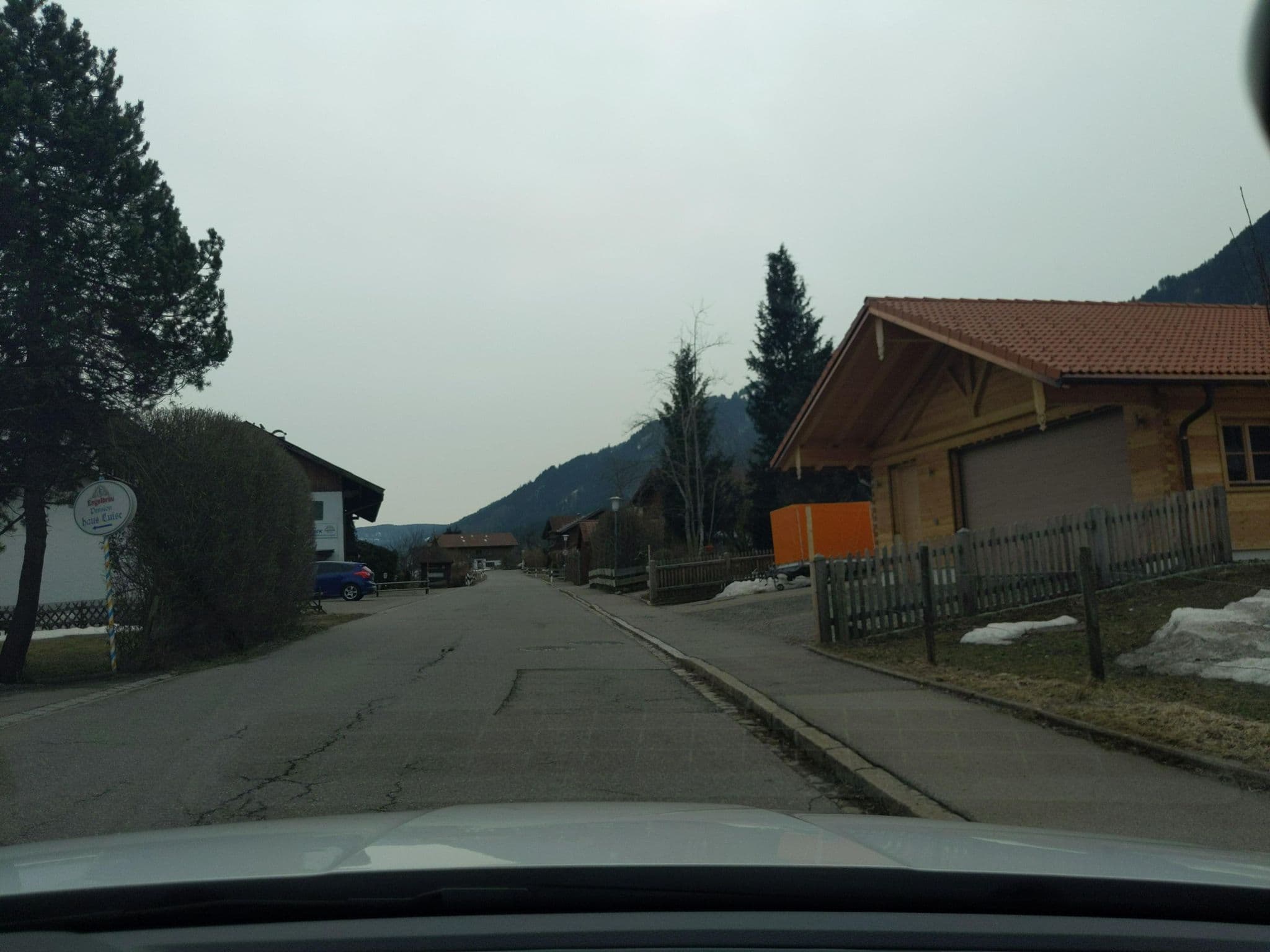 Street view near U. Kaiser Gästehaus Enzian, Ofterschwang — © littlefool (CC BY-SA · Mapillary)