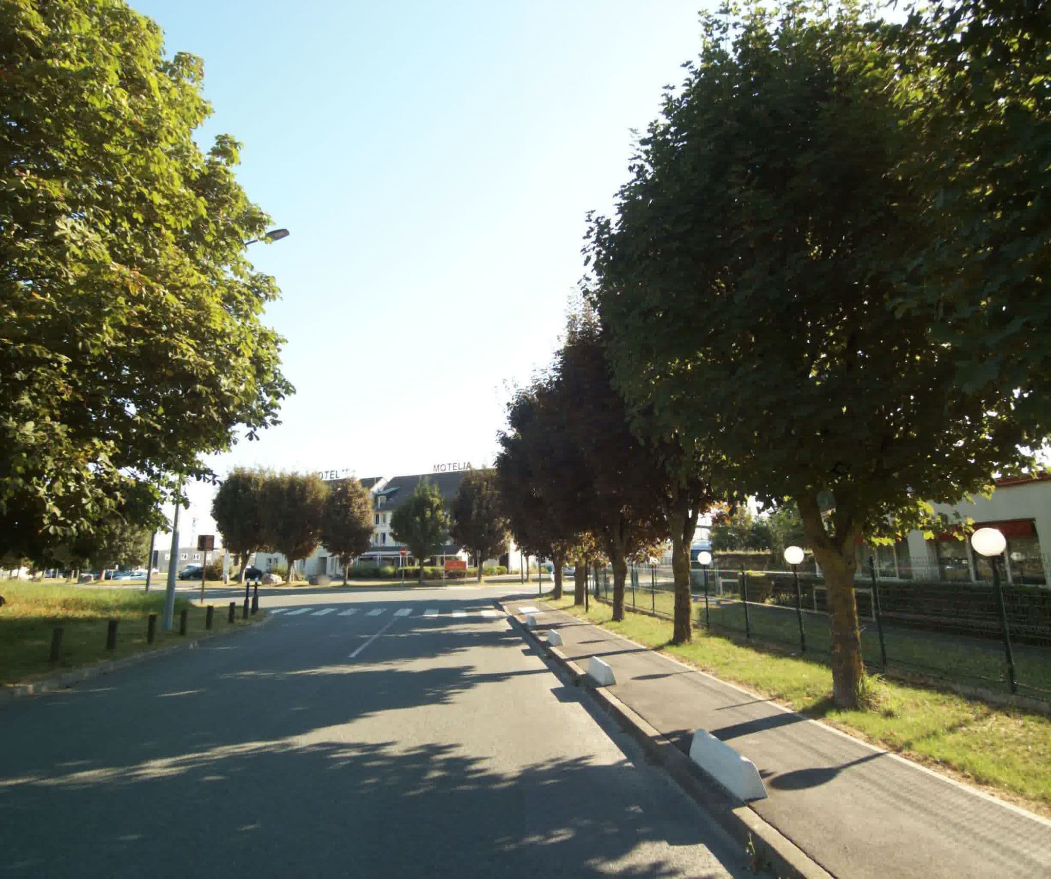 Street view near Pedra Alta, Moissy-Cramayel — © sogefi (CC BY-SA · Mapillary)