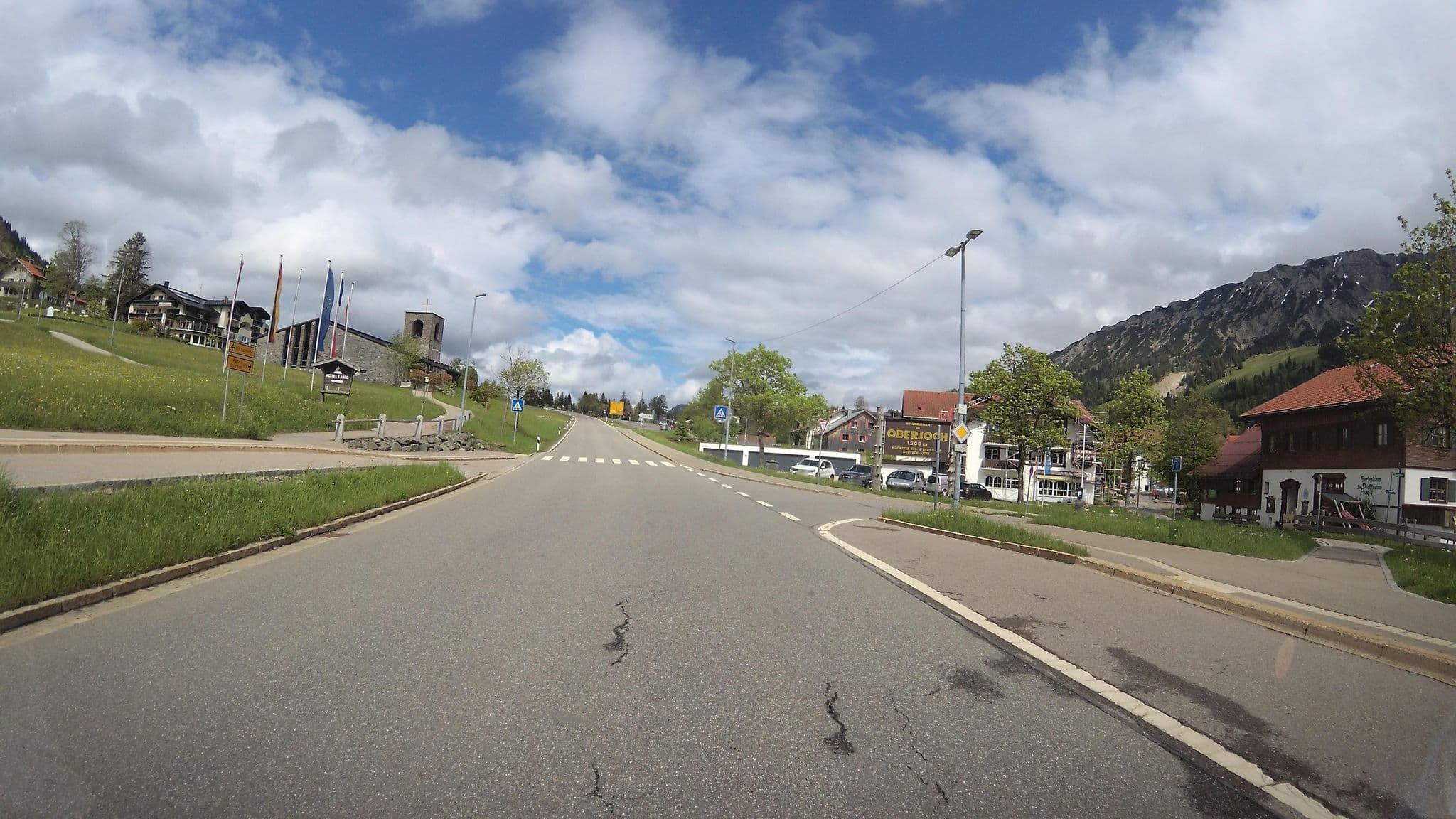Street view near Ferienhaus Am Dorfgarten, Burgberg — © teddy73 (CC BY-SA · Mapillary)