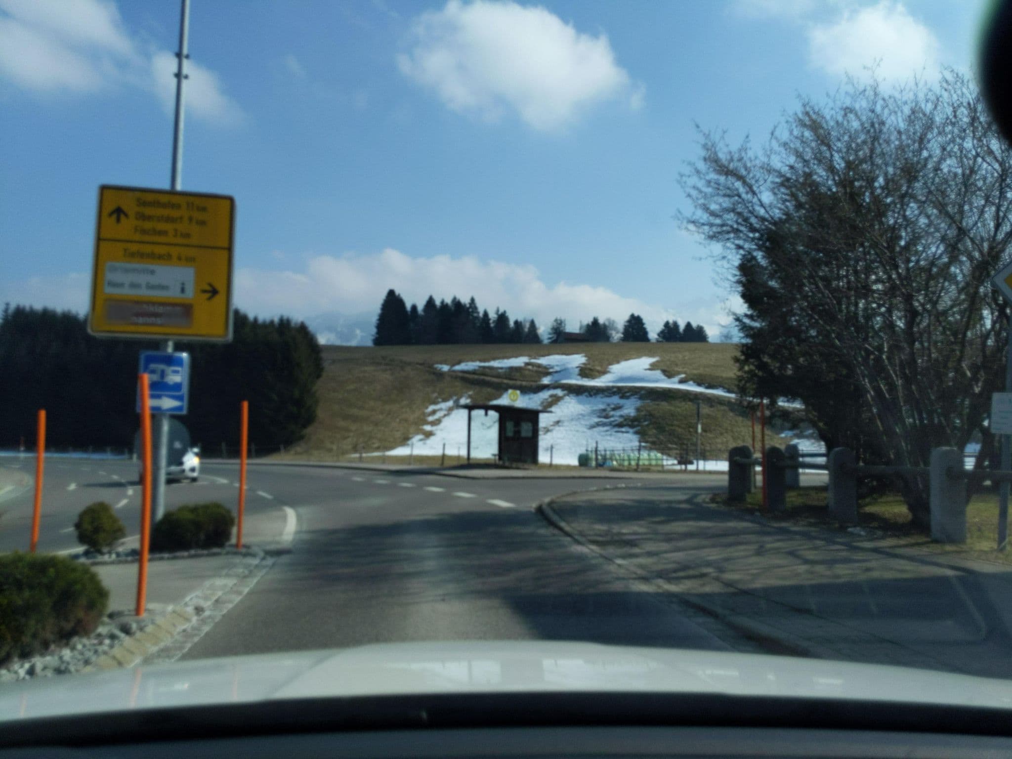 Street view near Haus Bergsonne, Bolsterlang — © littlefool (CC BY-SA · Mapillary)