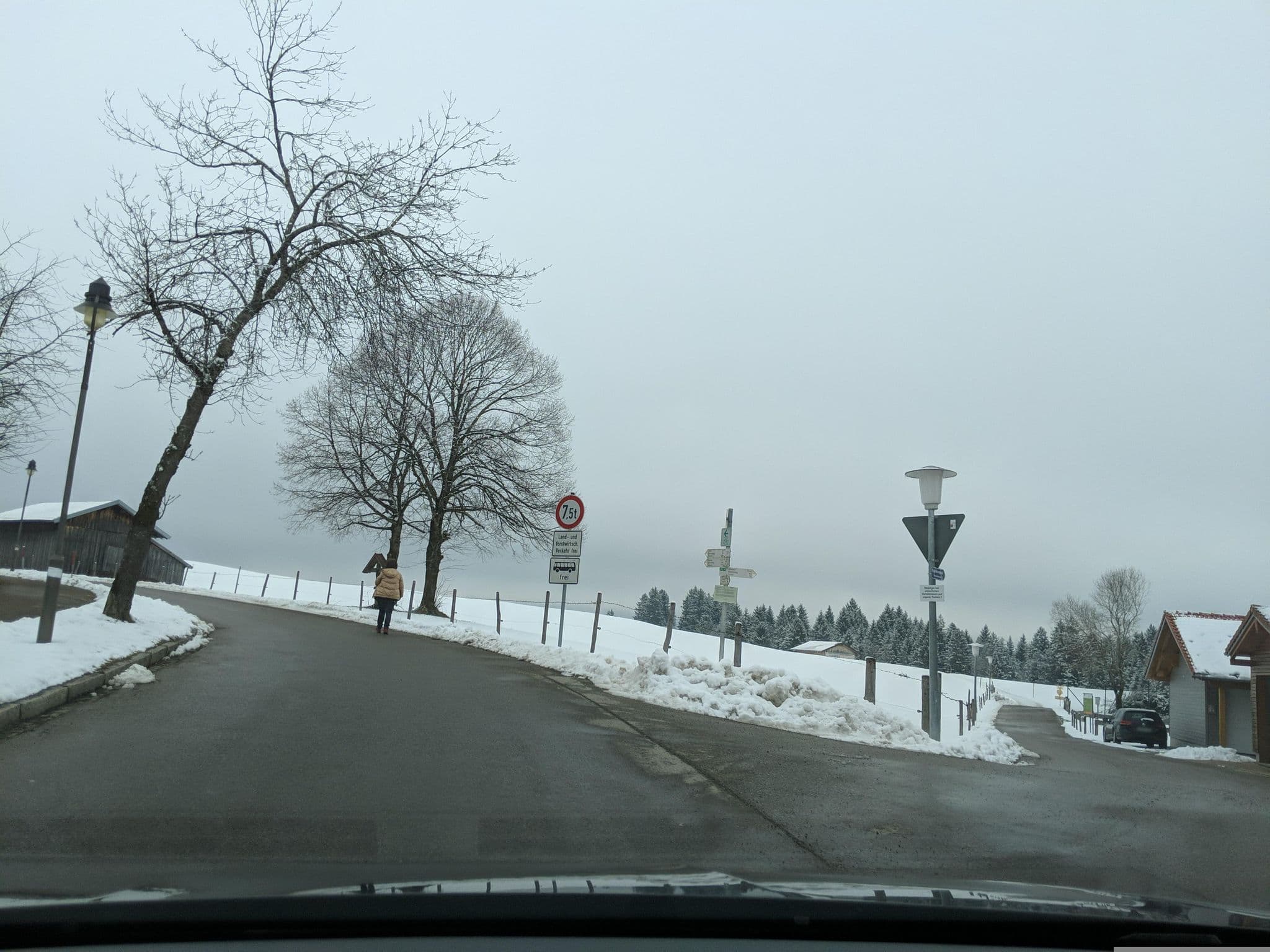 Street view near Landhaus Alpenflora, Bolsterlang — © littlefool (CC BY-SA · Mapillary)